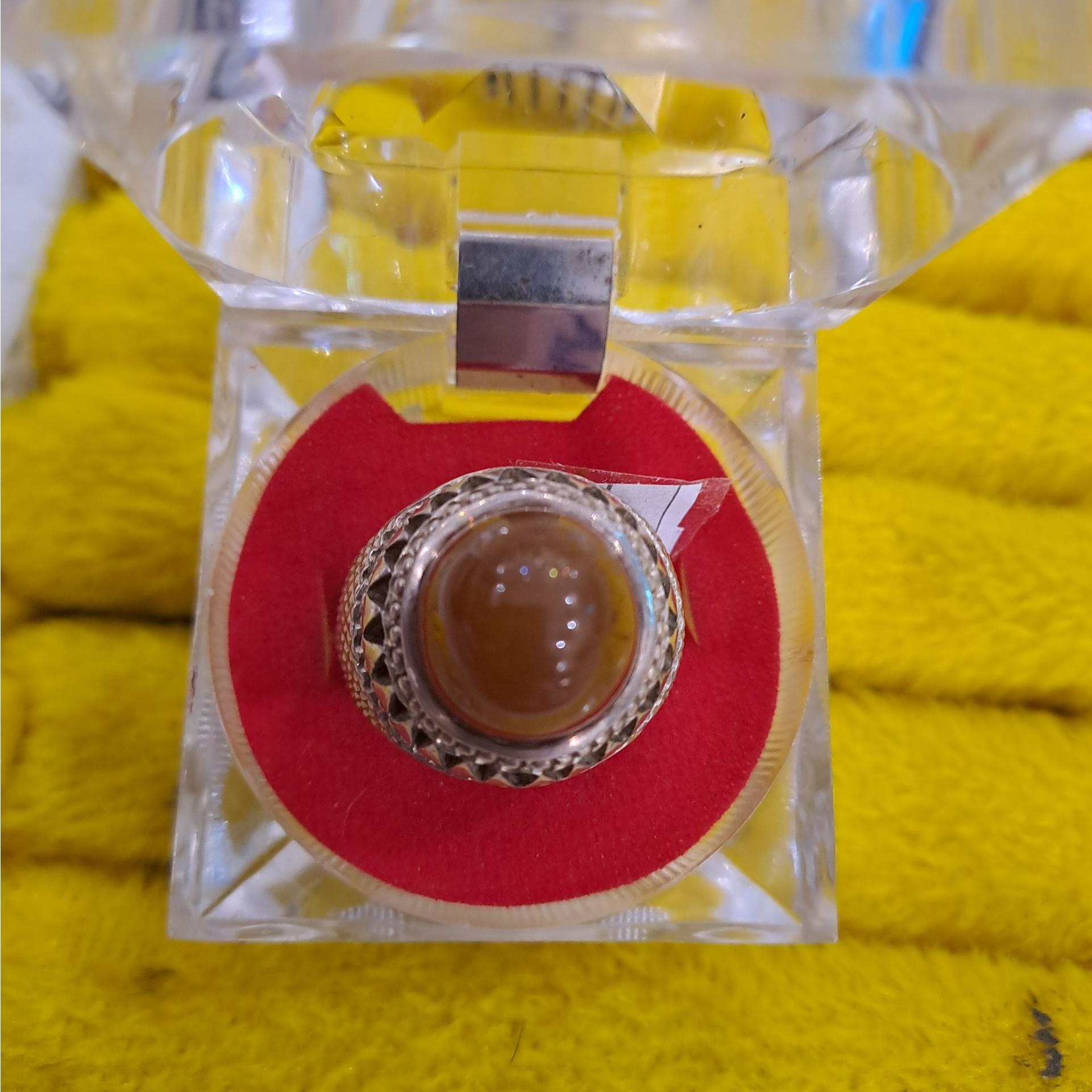 انگشتر عقیق گنبدی رکاب صدوقی