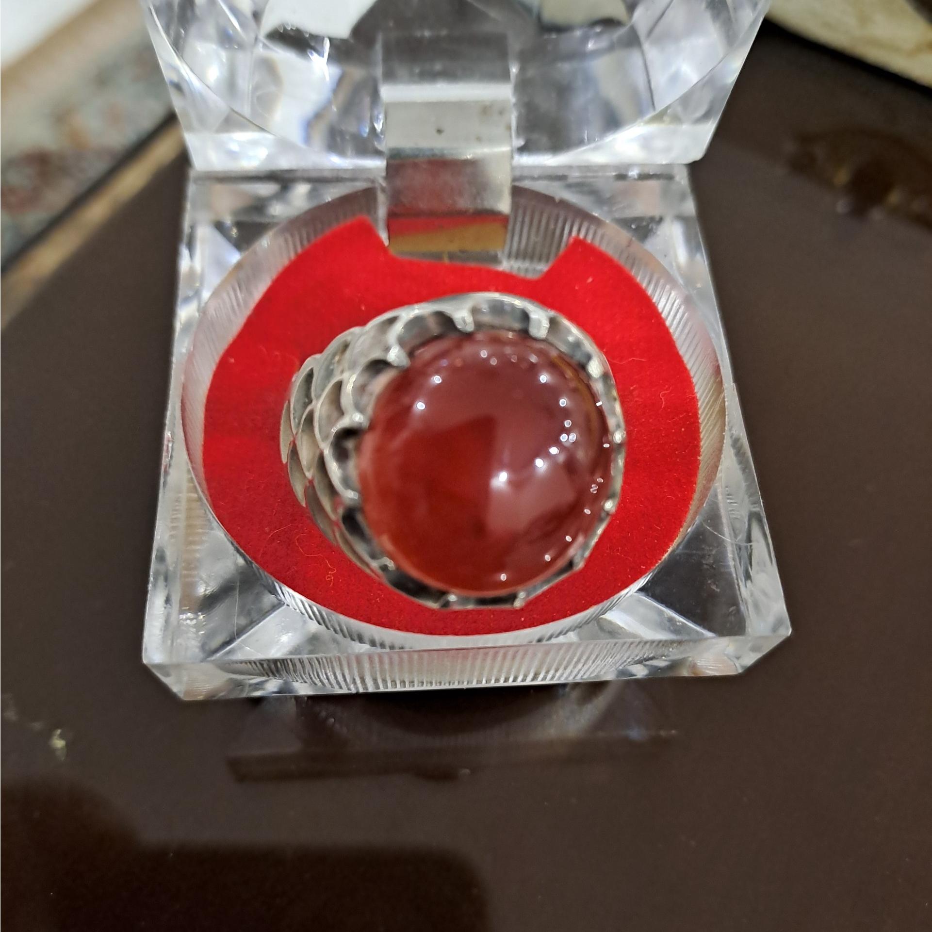 انگشتر عقیق گرد رکاب پولکی عادل