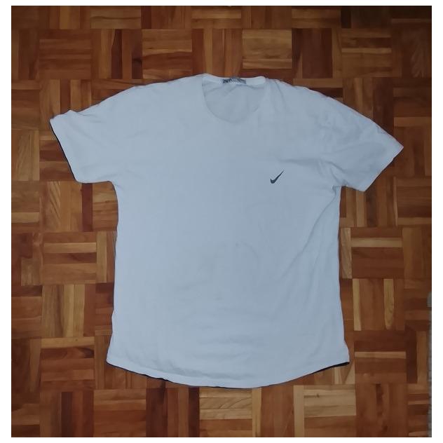 تیشرت یقه گرد