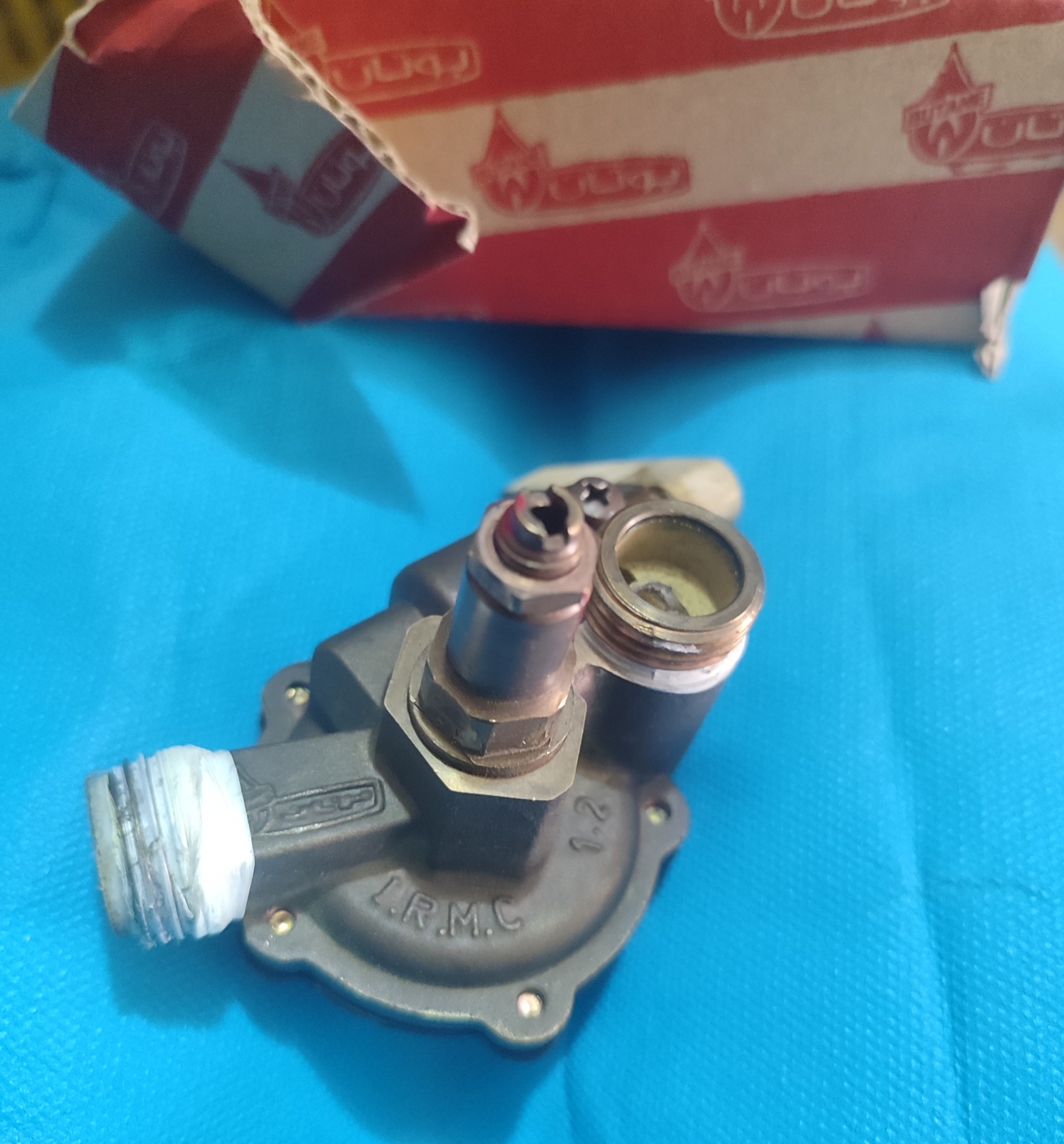 رگلاتور آب آبگرمکن بوتان 3115 تک ولوم