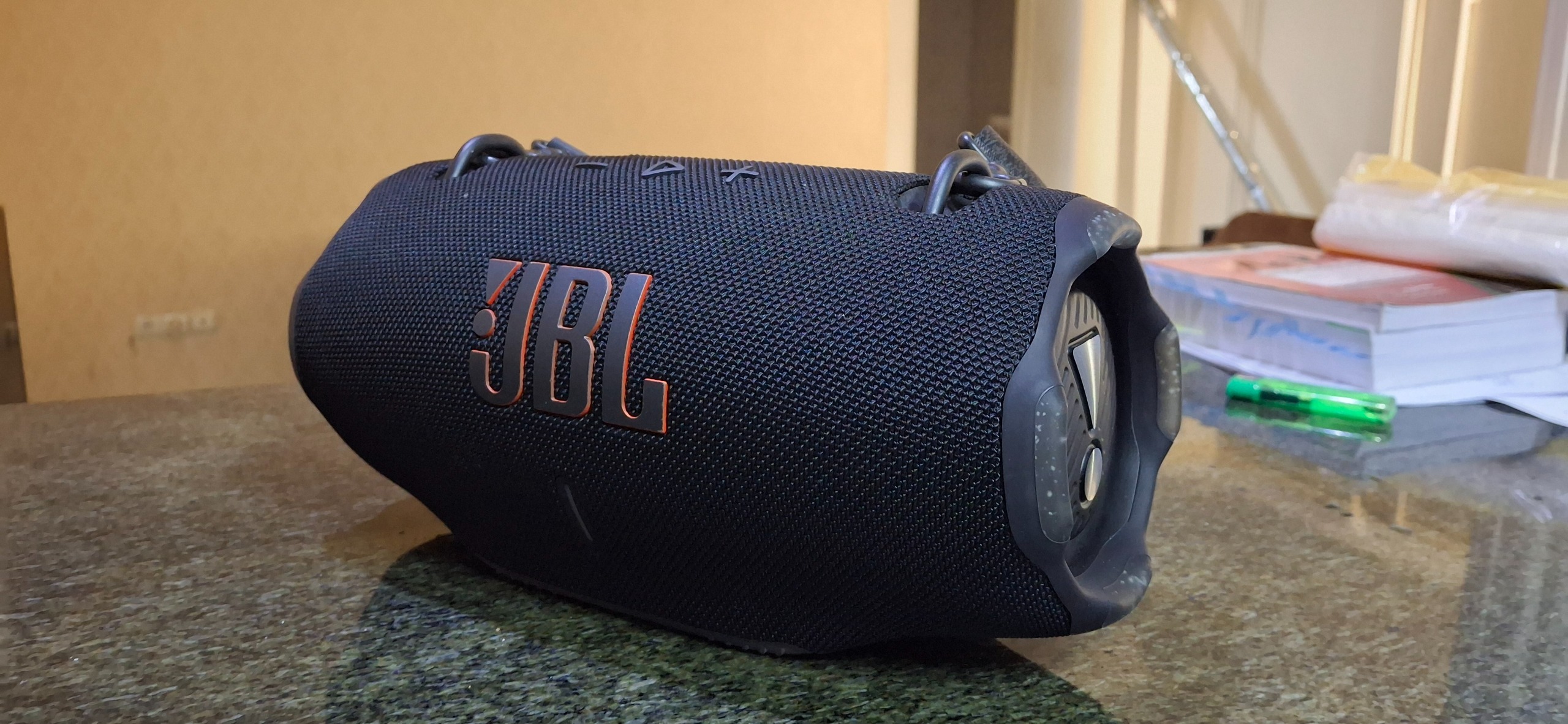 جی بی ال اکستریم 4