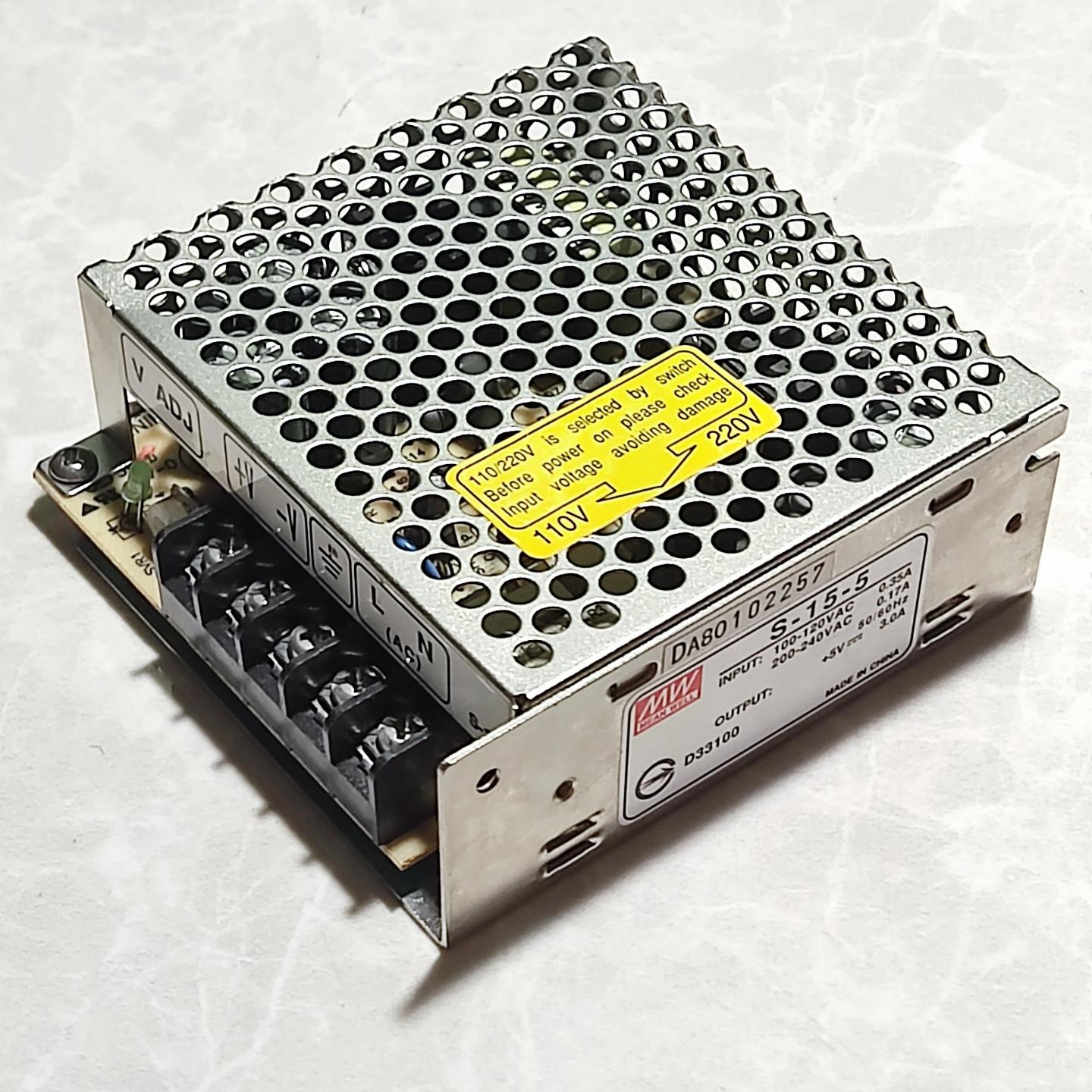 پاور سوئیچینگ مینول MEAN WELL مدل 5 ولت آمپر