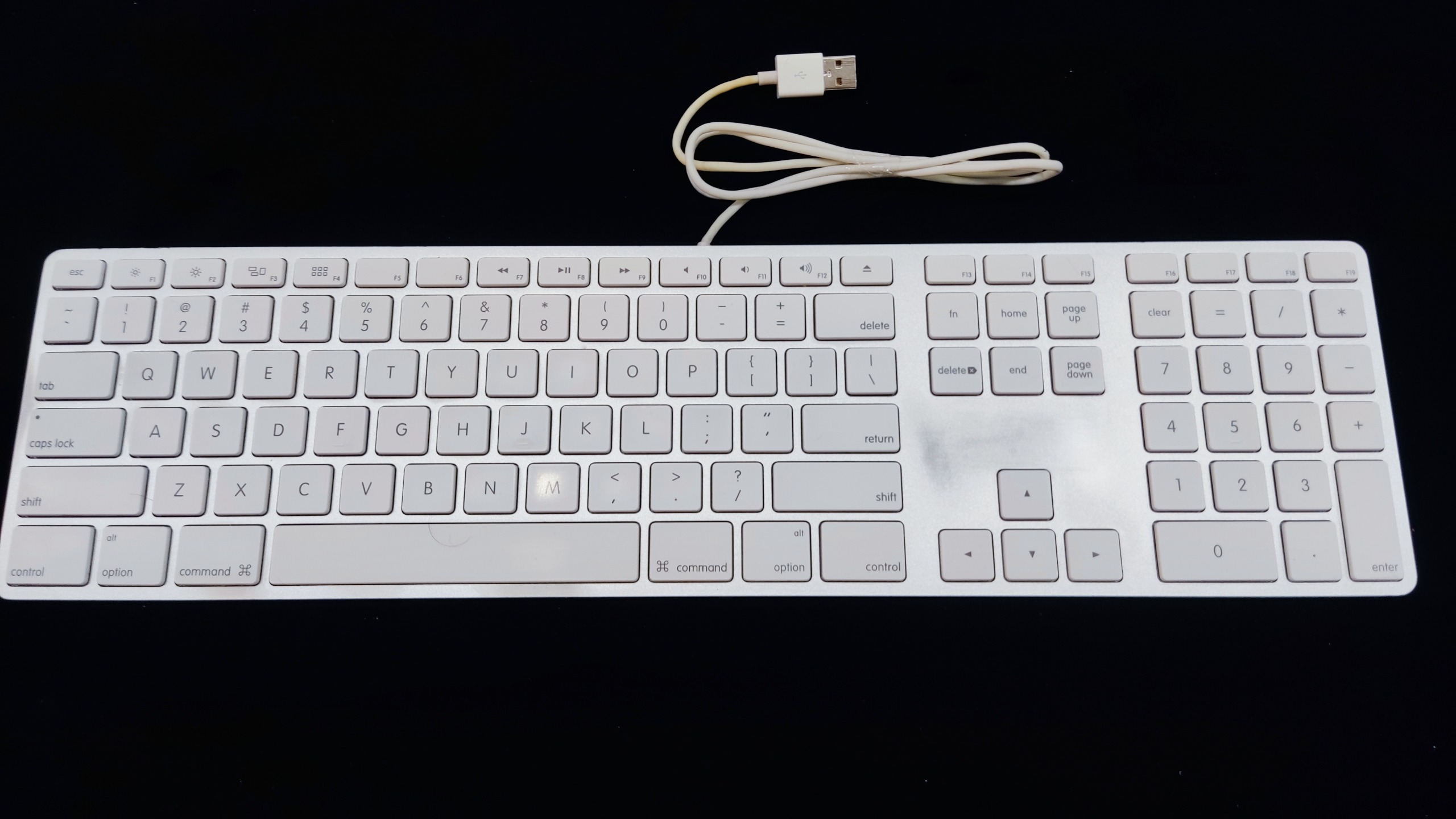 کیبورد اوریجینال اپل A1243 Apple کدK43