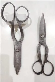 سه