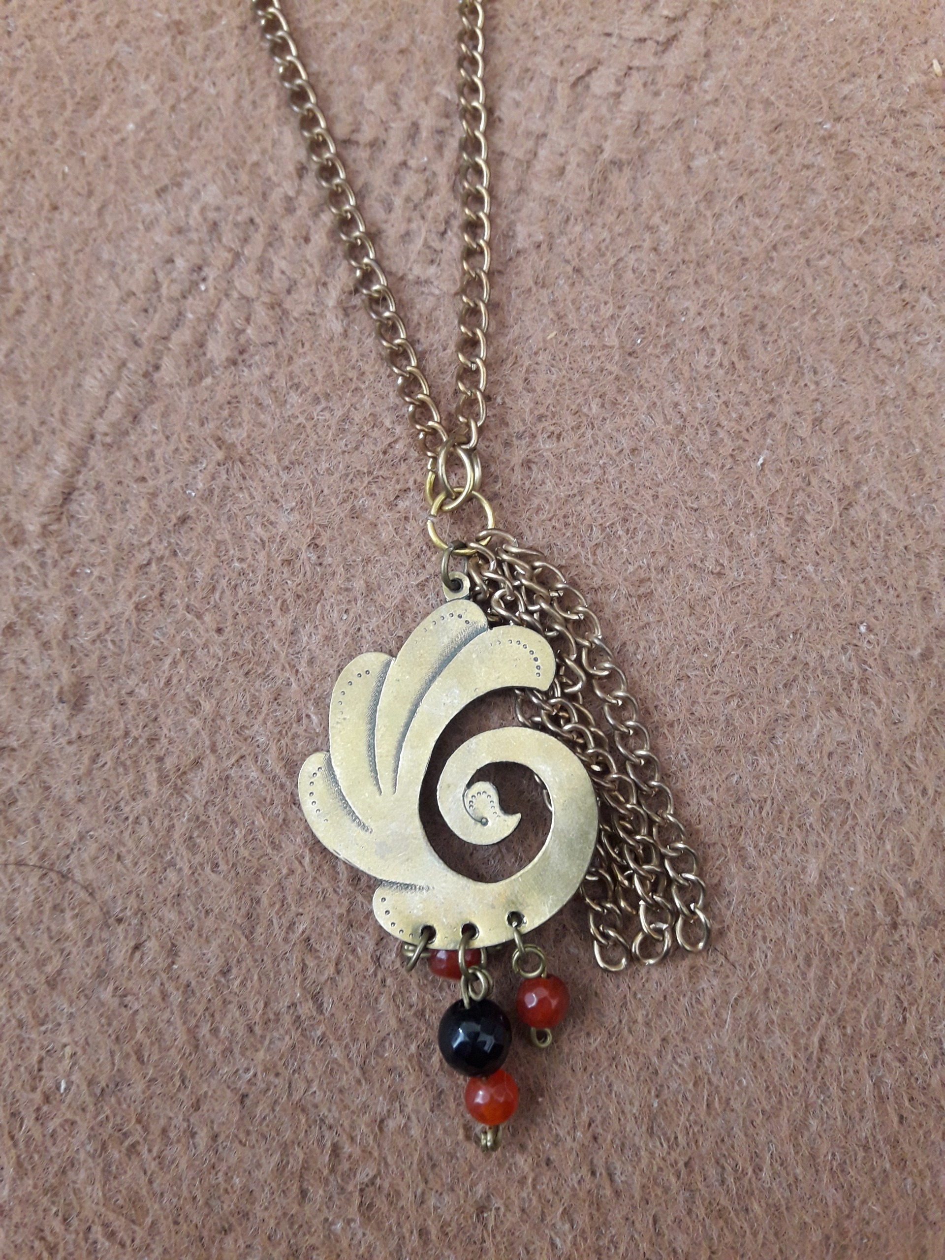 گردنبند نو و آکبند وارداتی