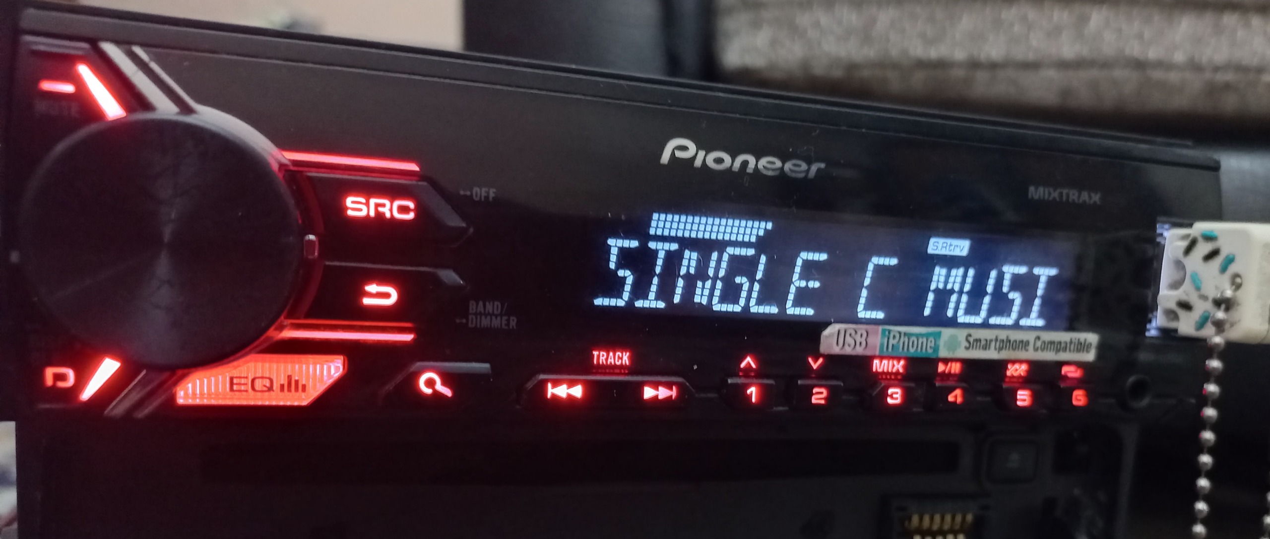 پنل پایونیر 195ui ub درحد نو بلوتوث دارد