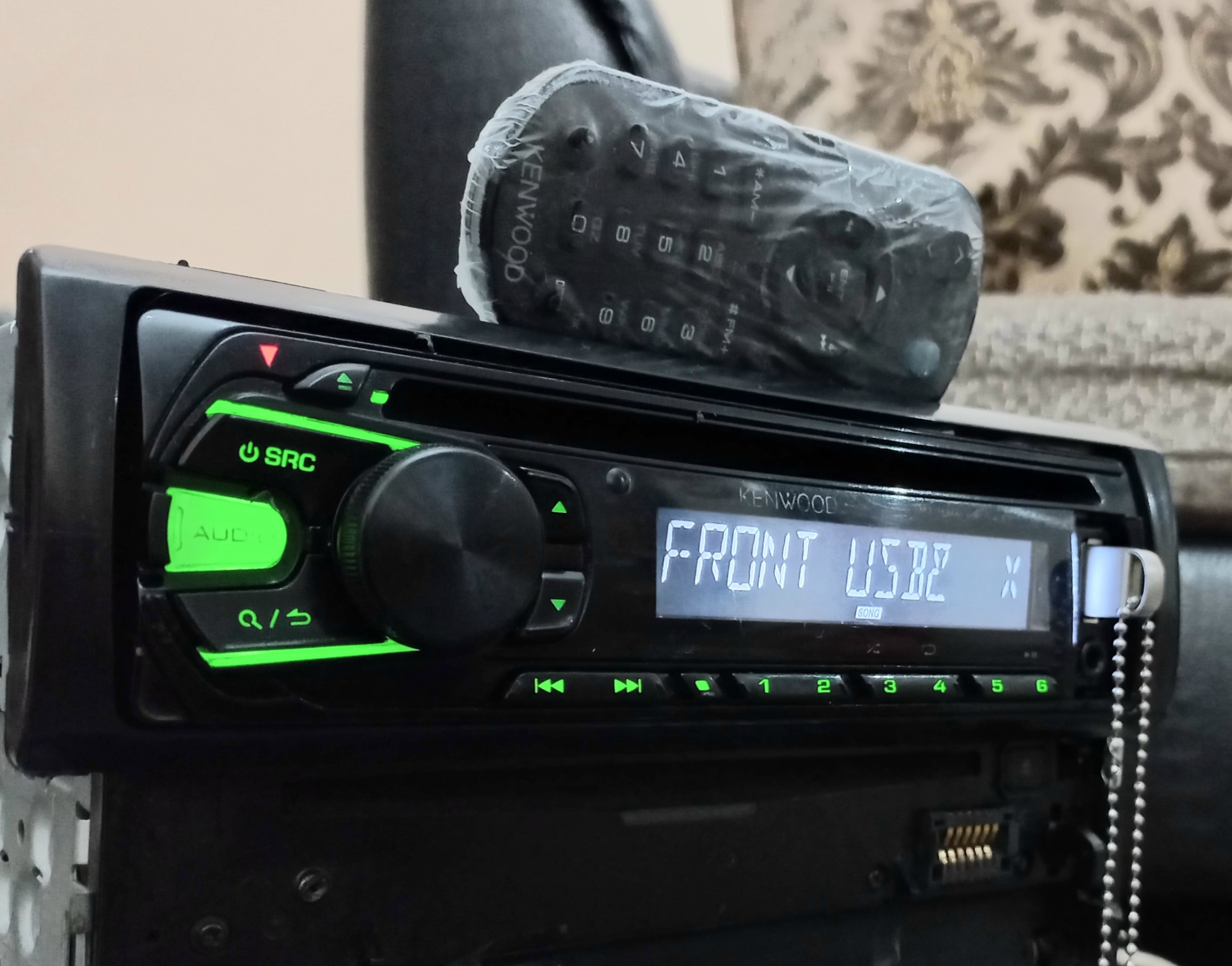 ضبط کنوود 2059u چهار خروجی تمیز