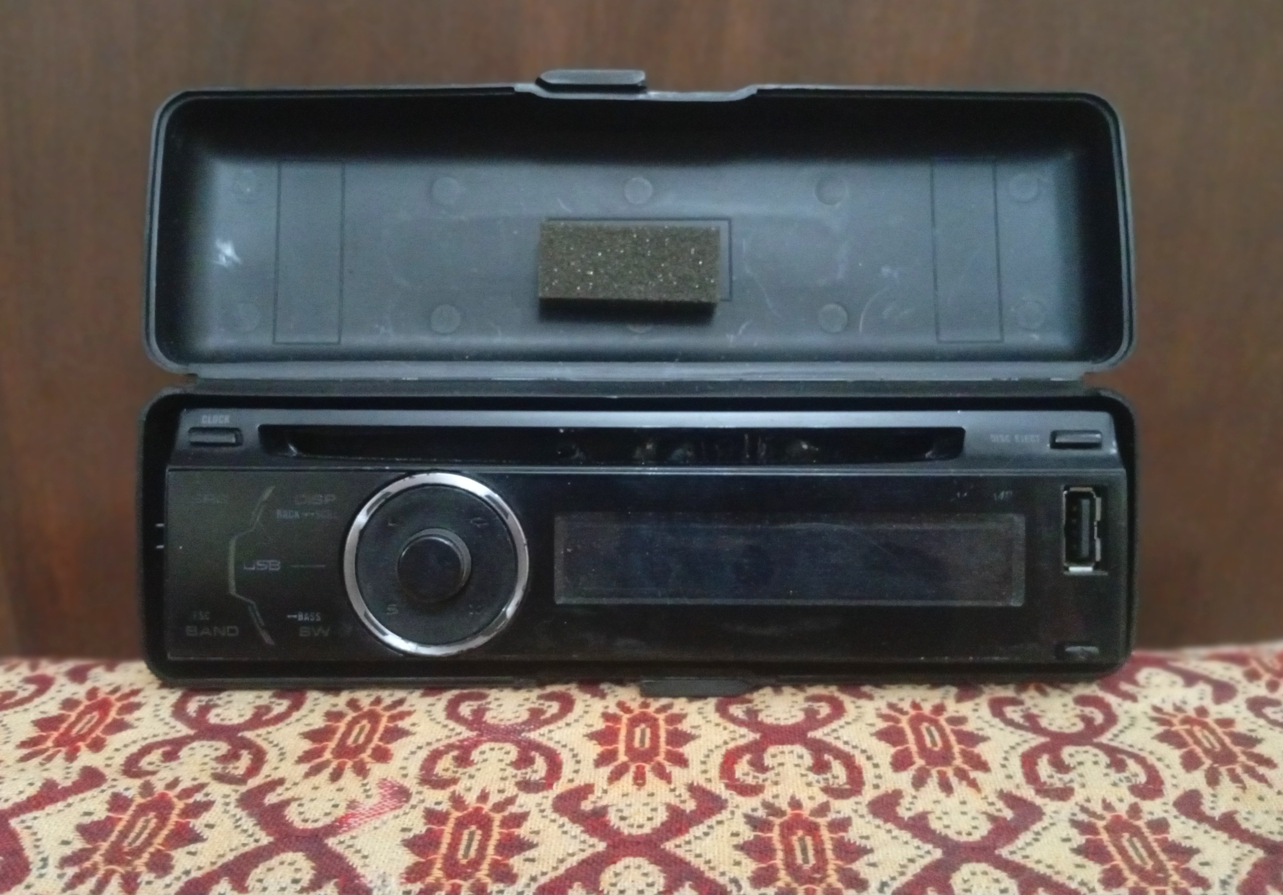 پنل پایونیر 3050UB توضیحات دارد