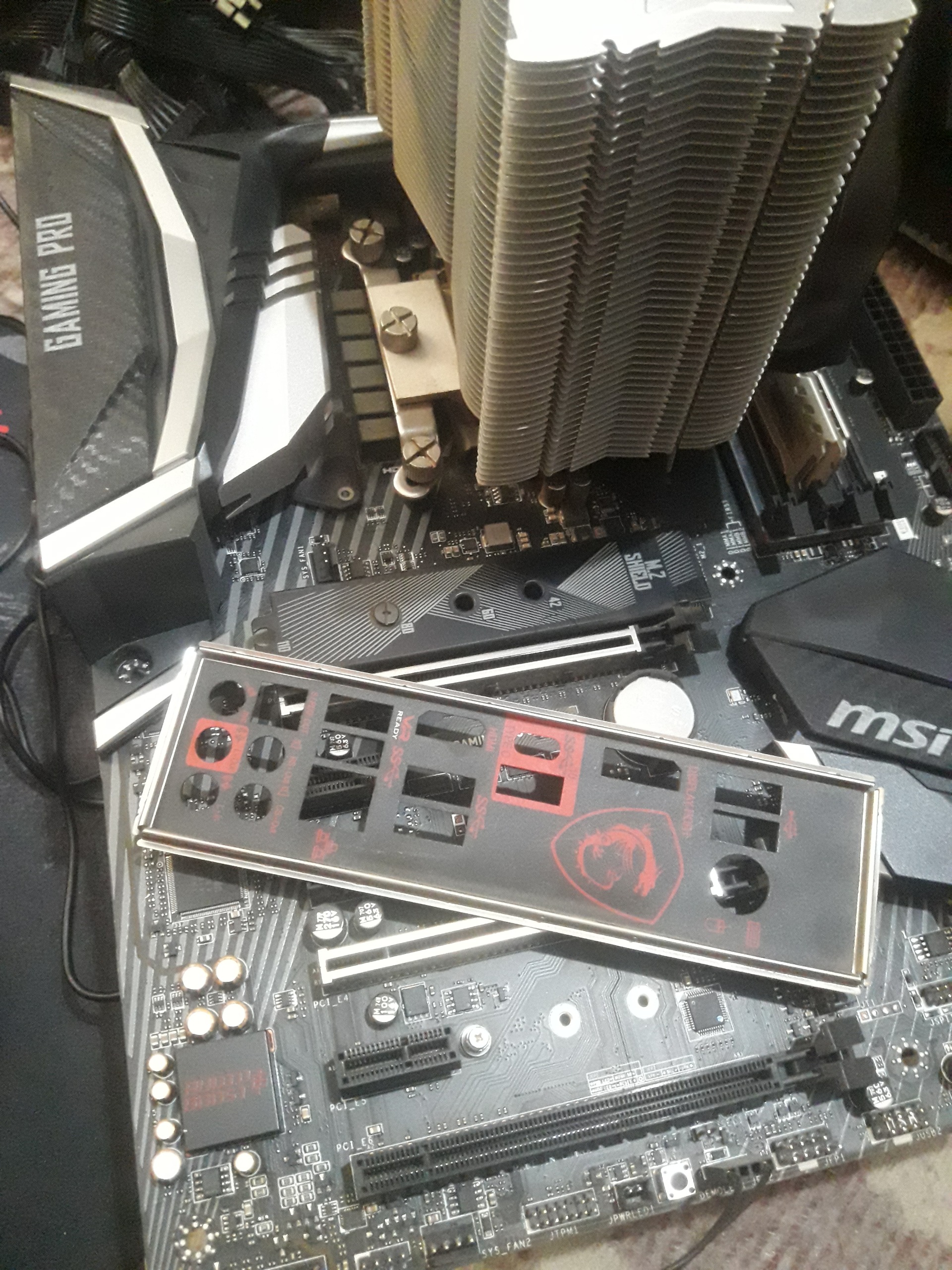 باندل قدرتمند z370 gaming ddr4