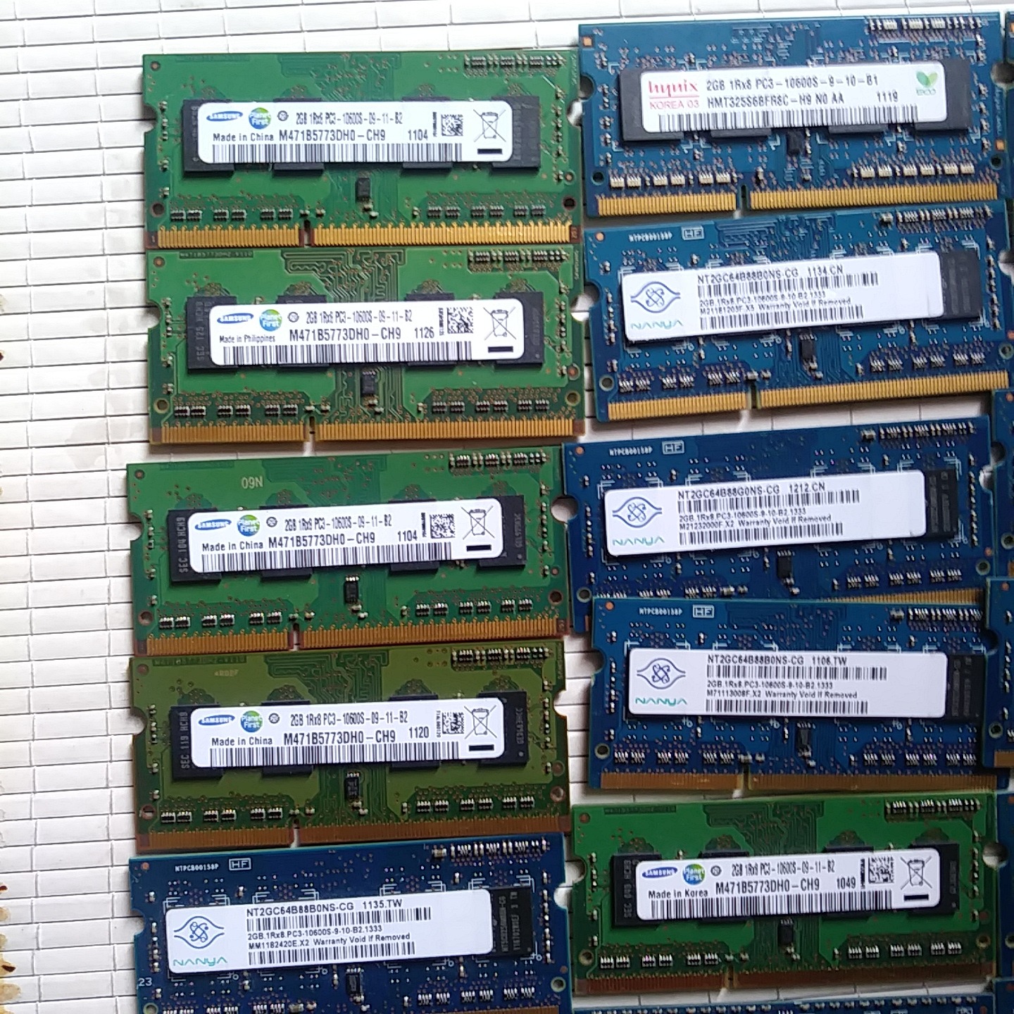 رم لپ تاپ PC3-10600s 2GB باس 1333مگاهرتز