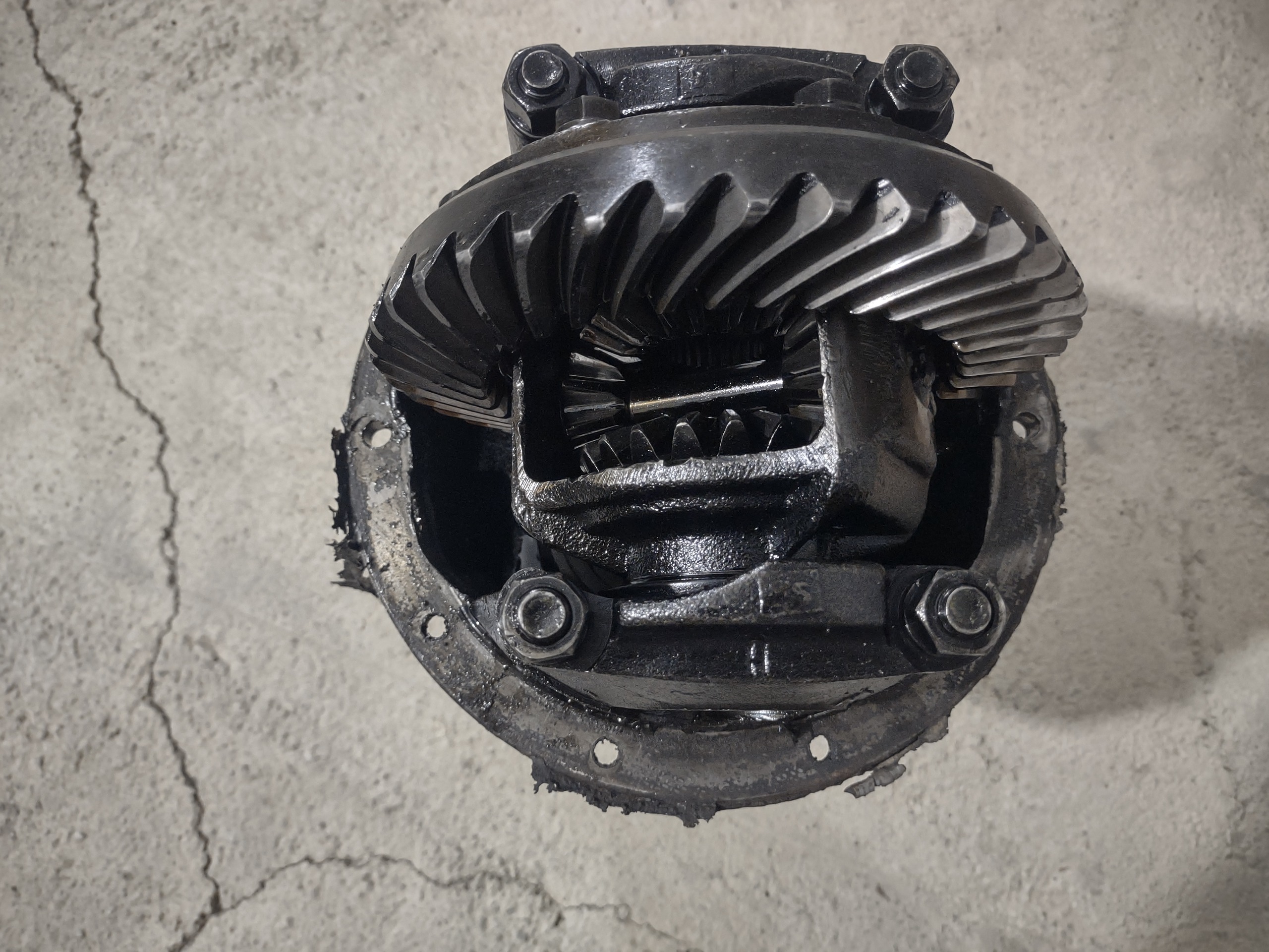 دیفرانسیل پیکان و آریسان