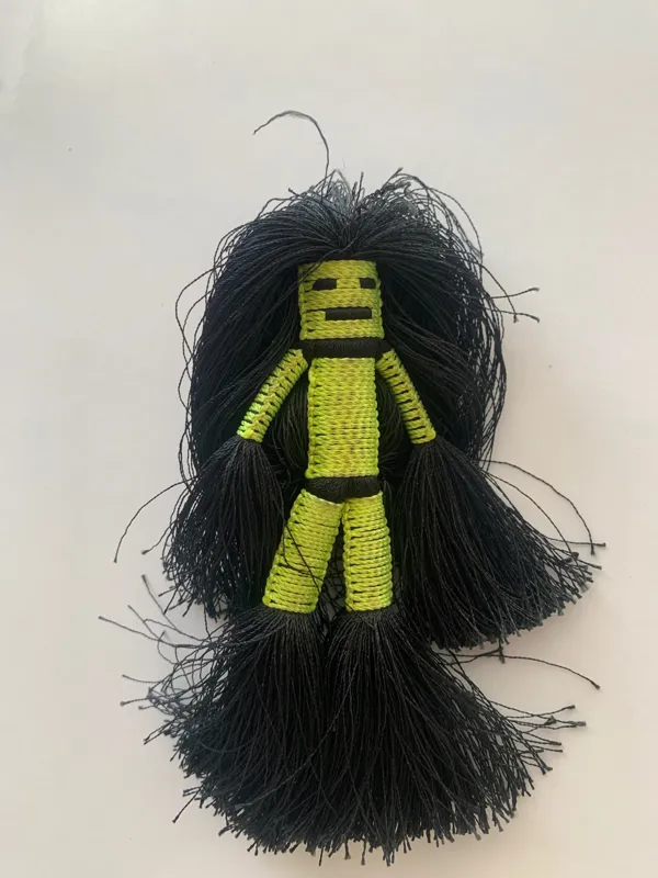 عروسک دستباف خوشگل