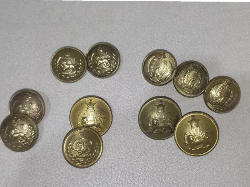 11 عدد دکمه اصیل پهلوی