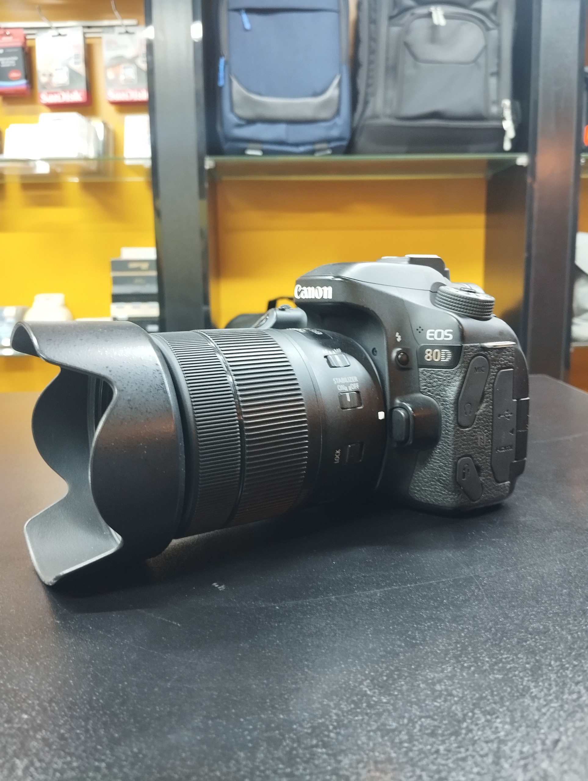 کانن 80D عالی