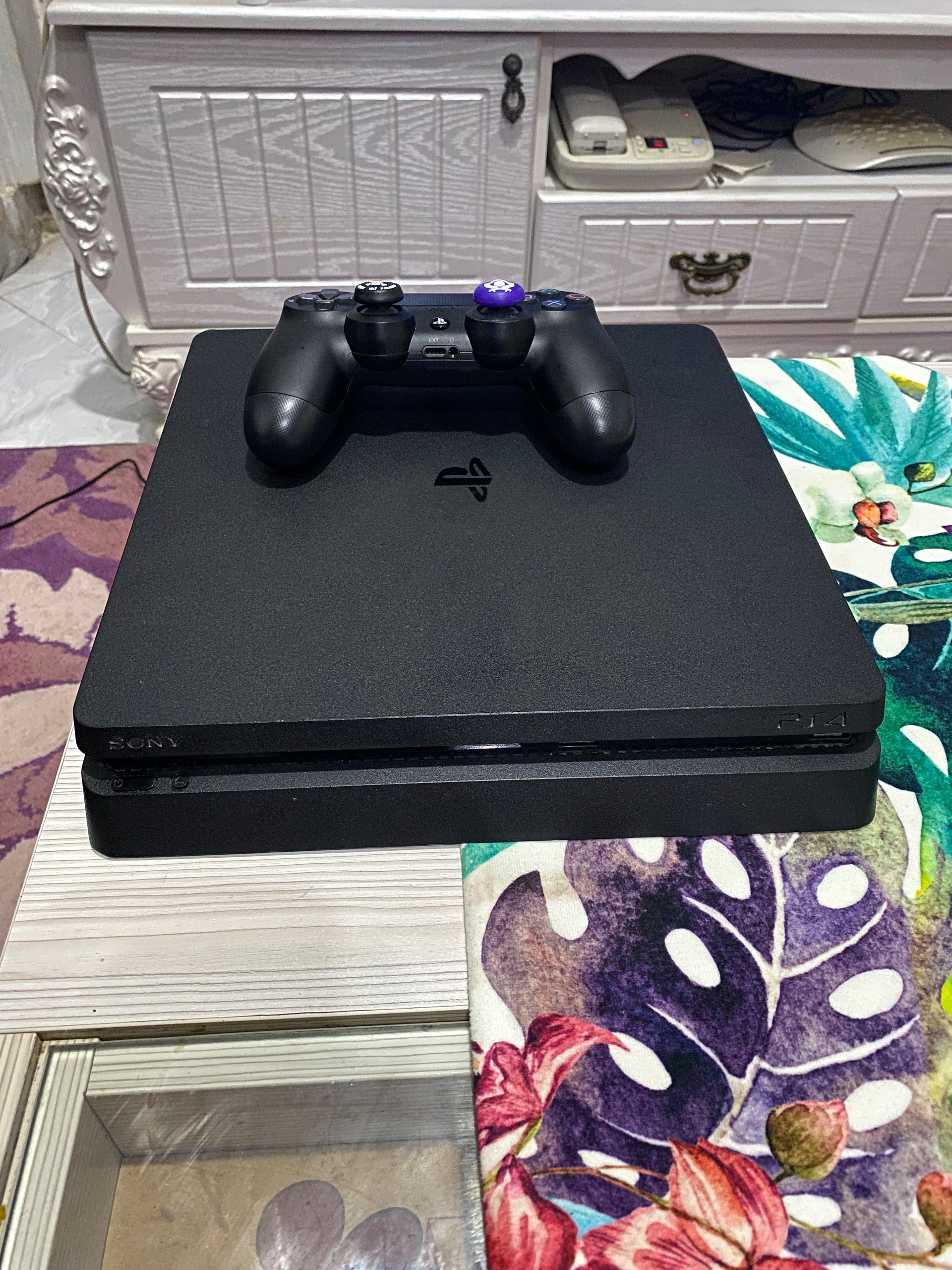 فروش ps4 slim