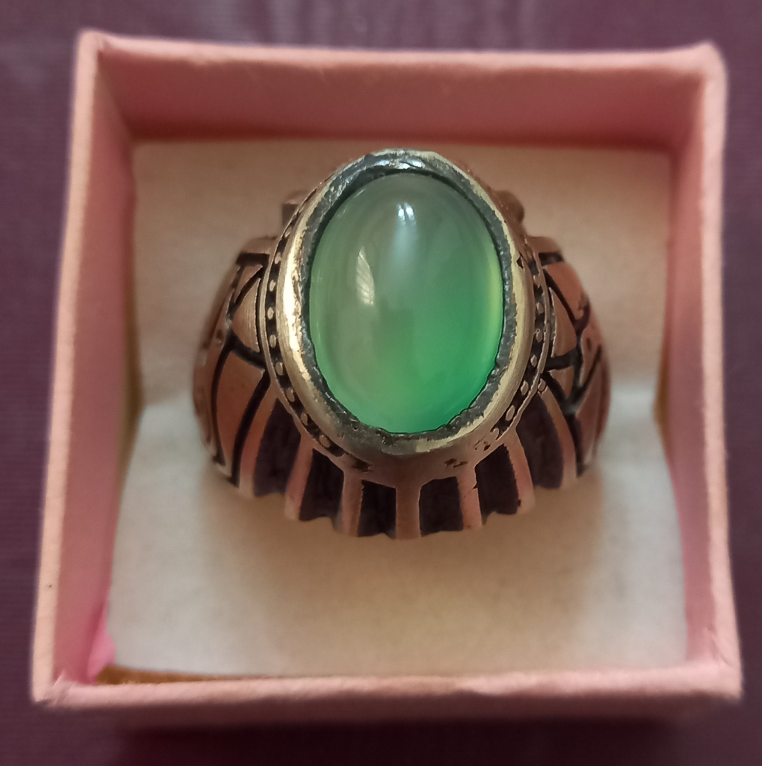 انگشتر قدیمی عقیق سبز