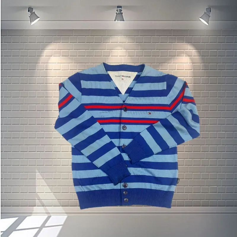 بلوز بسیار خوشرنگ سایز مدیوم