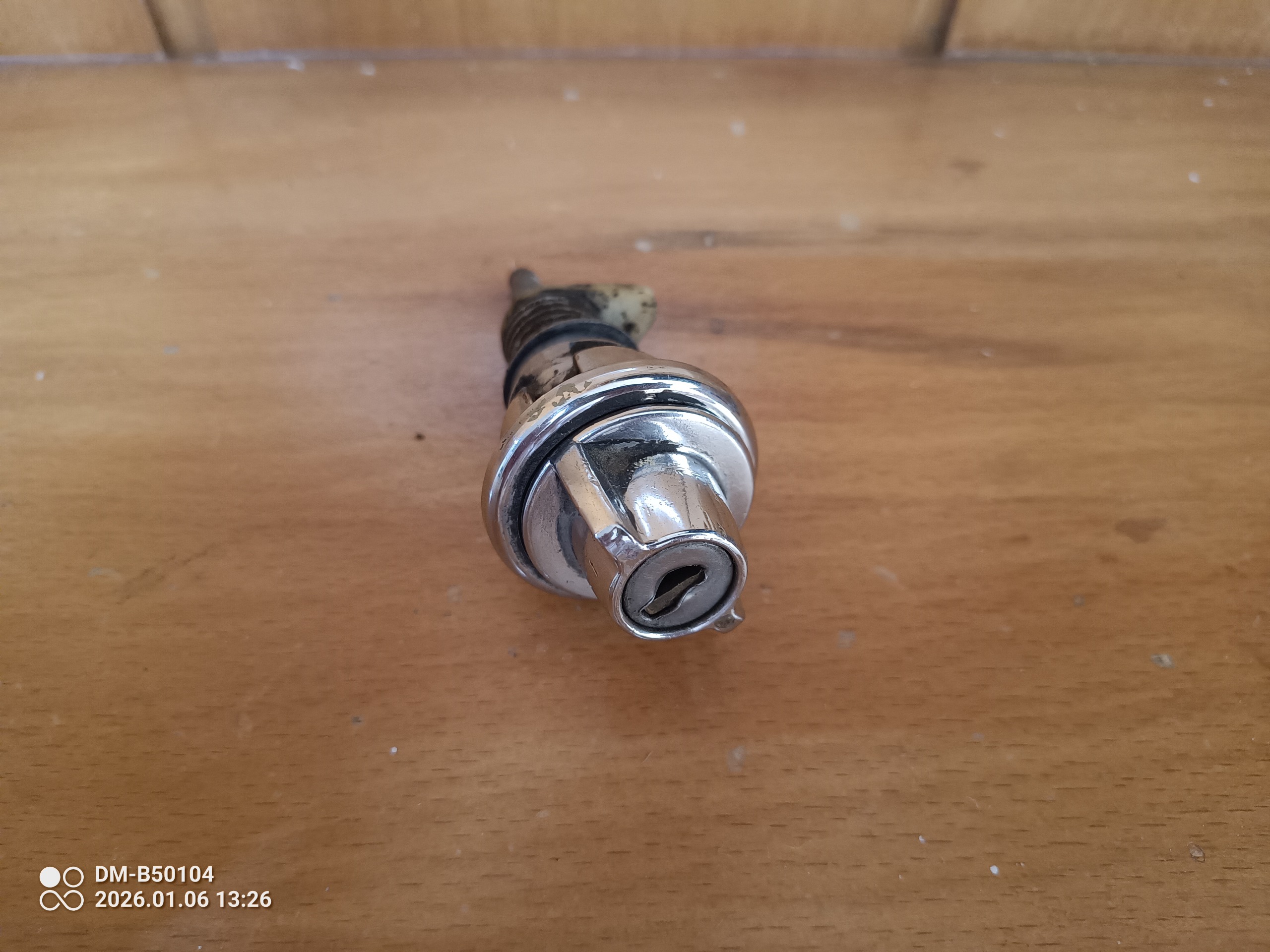 قفل درب صندوق پیکان