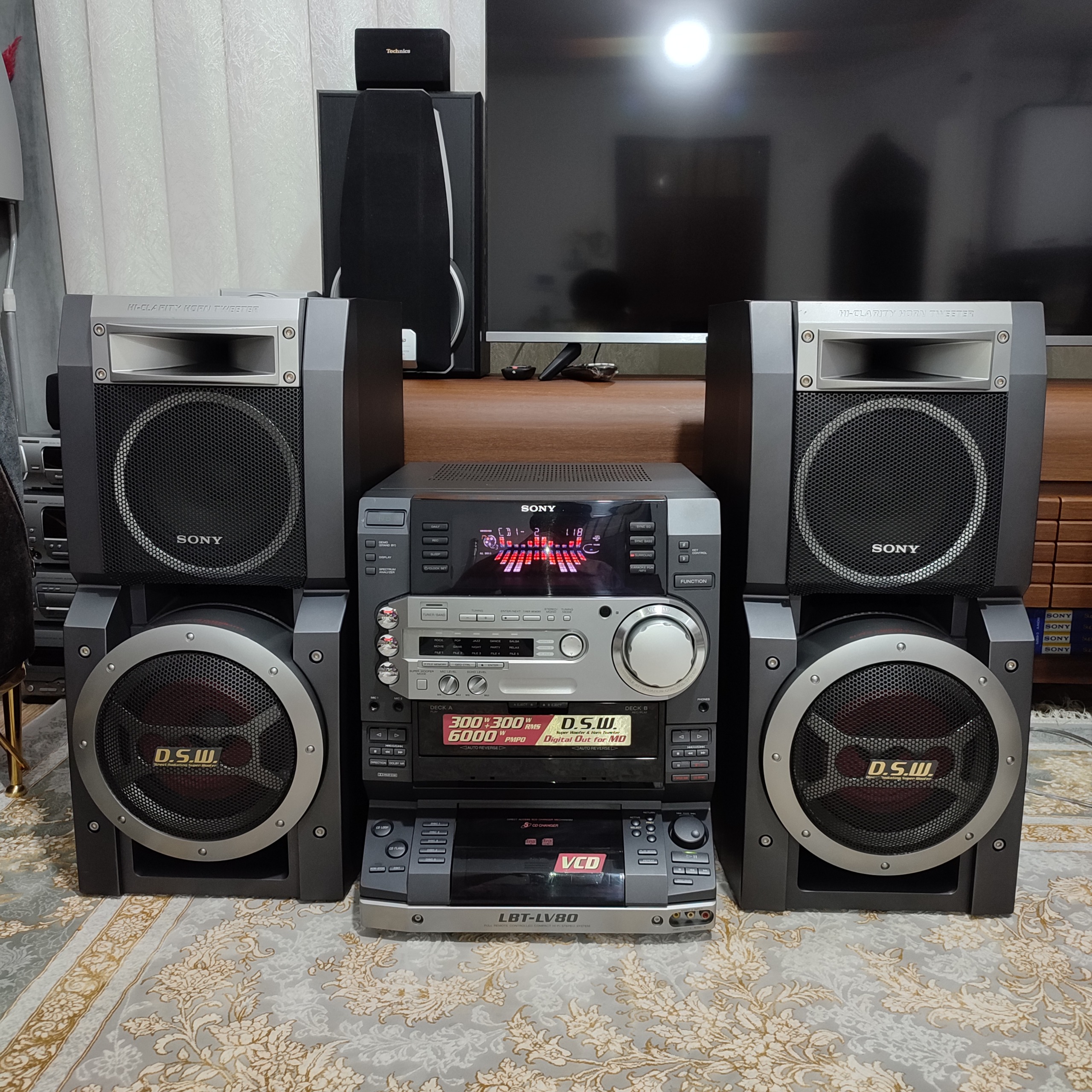 ضبط سونی مدل LBT lv80