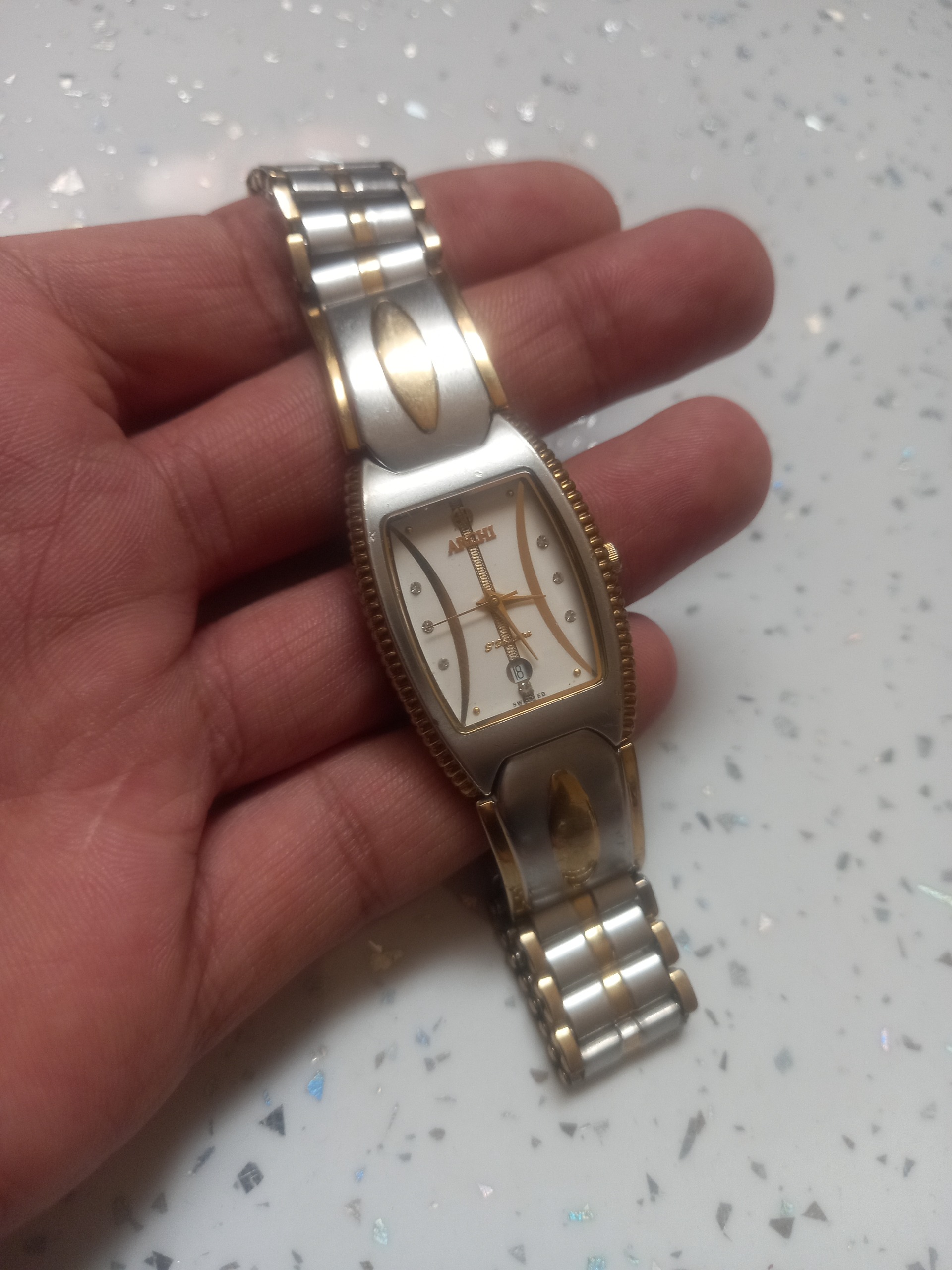 ساعت آرچی سوئیس طلا 22k gold توضیحات