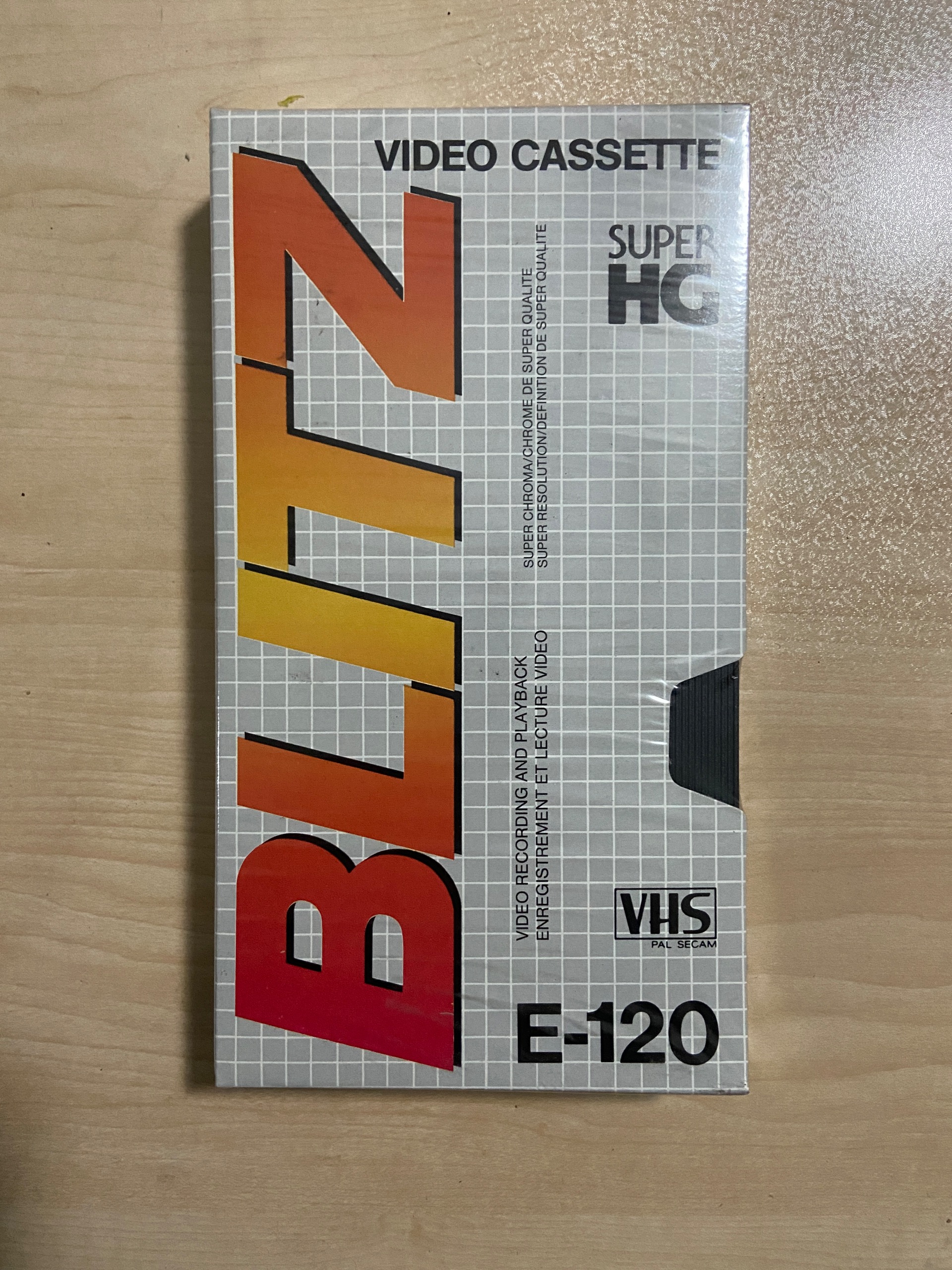 خام و آکبند VHS E120 BLITZ