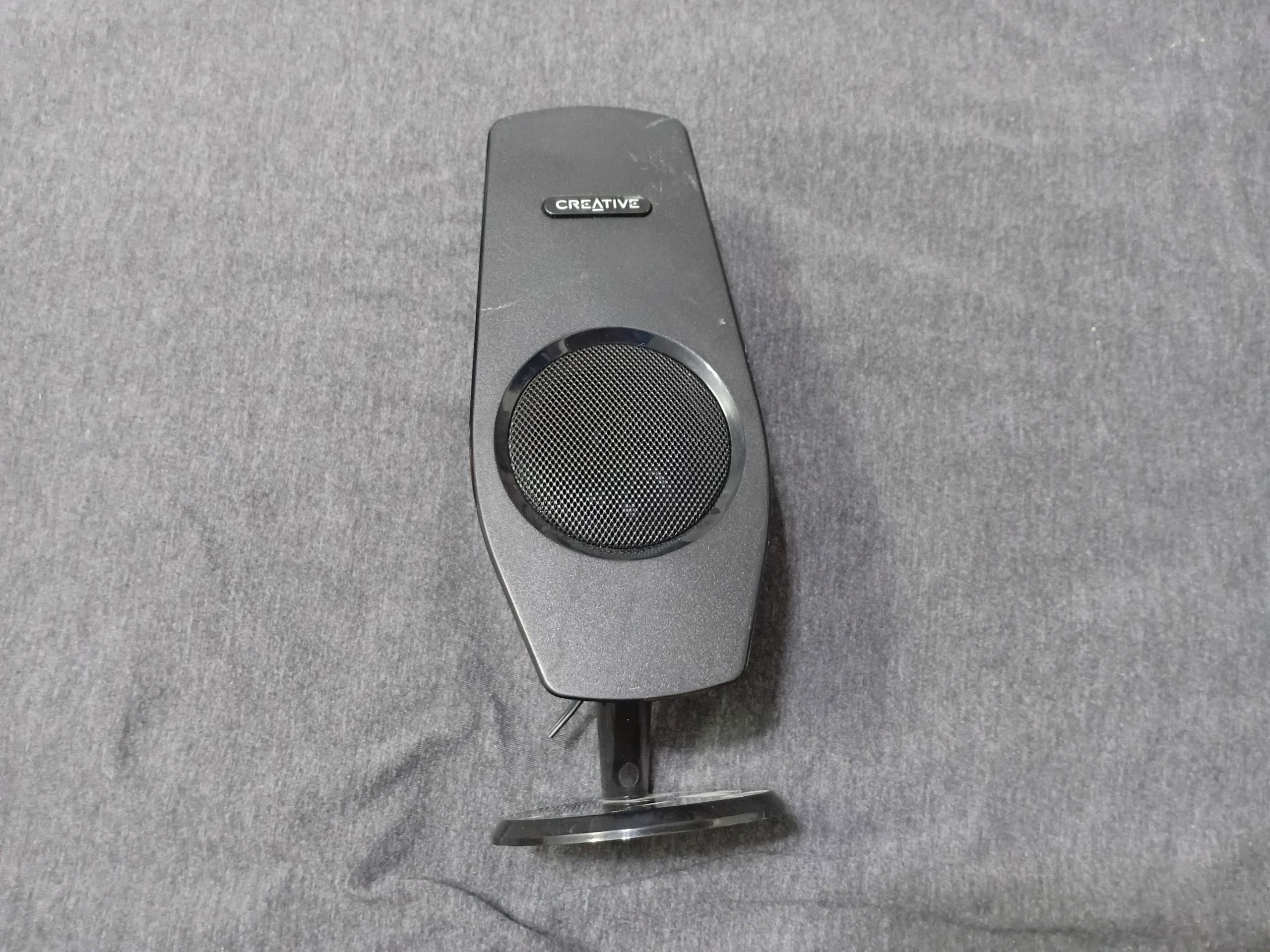 یک عدد جعبه خالی باند کریتیو