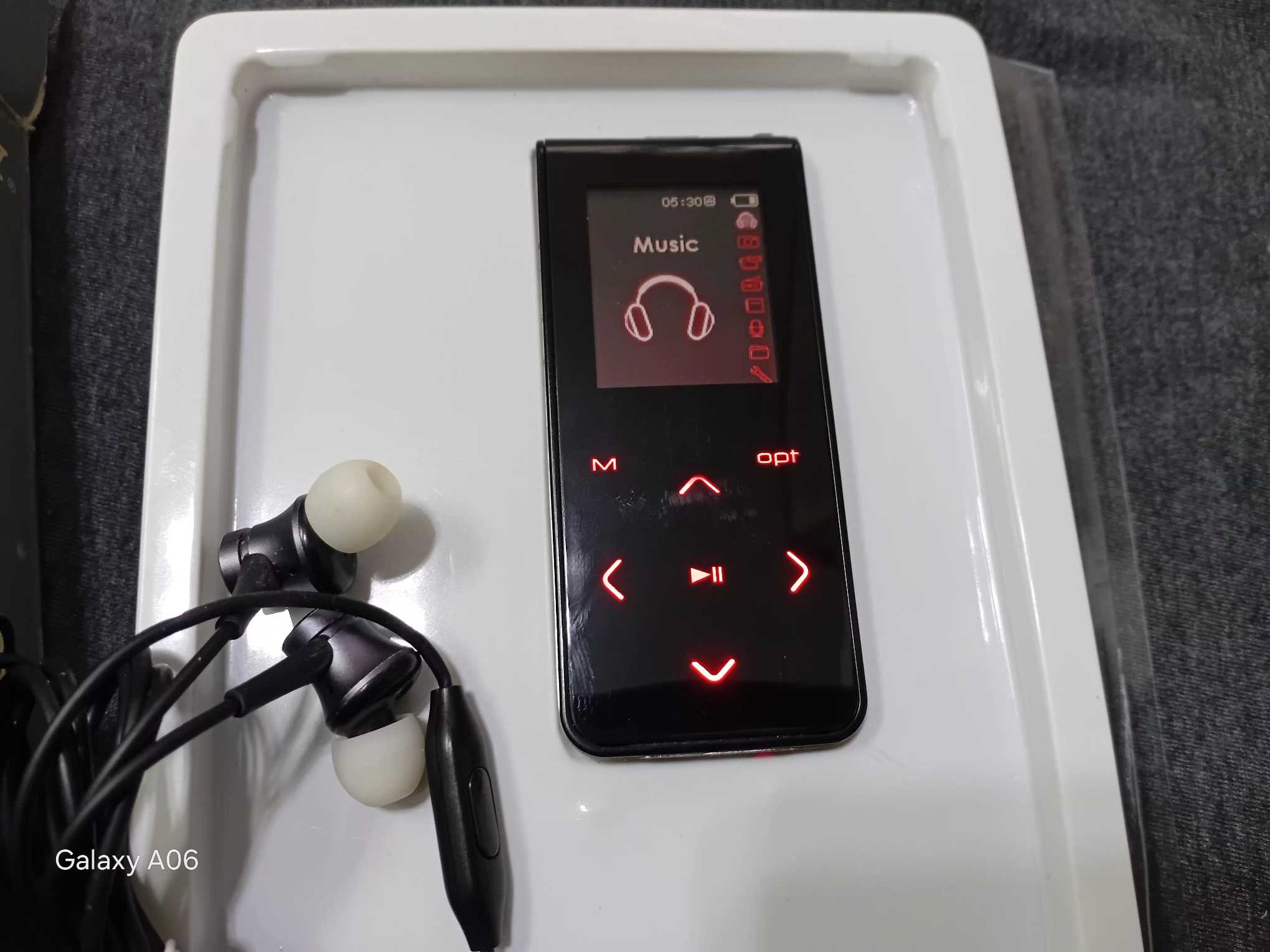 موزیک MP4 پلیر COBY بدنه فلزی اورجینال