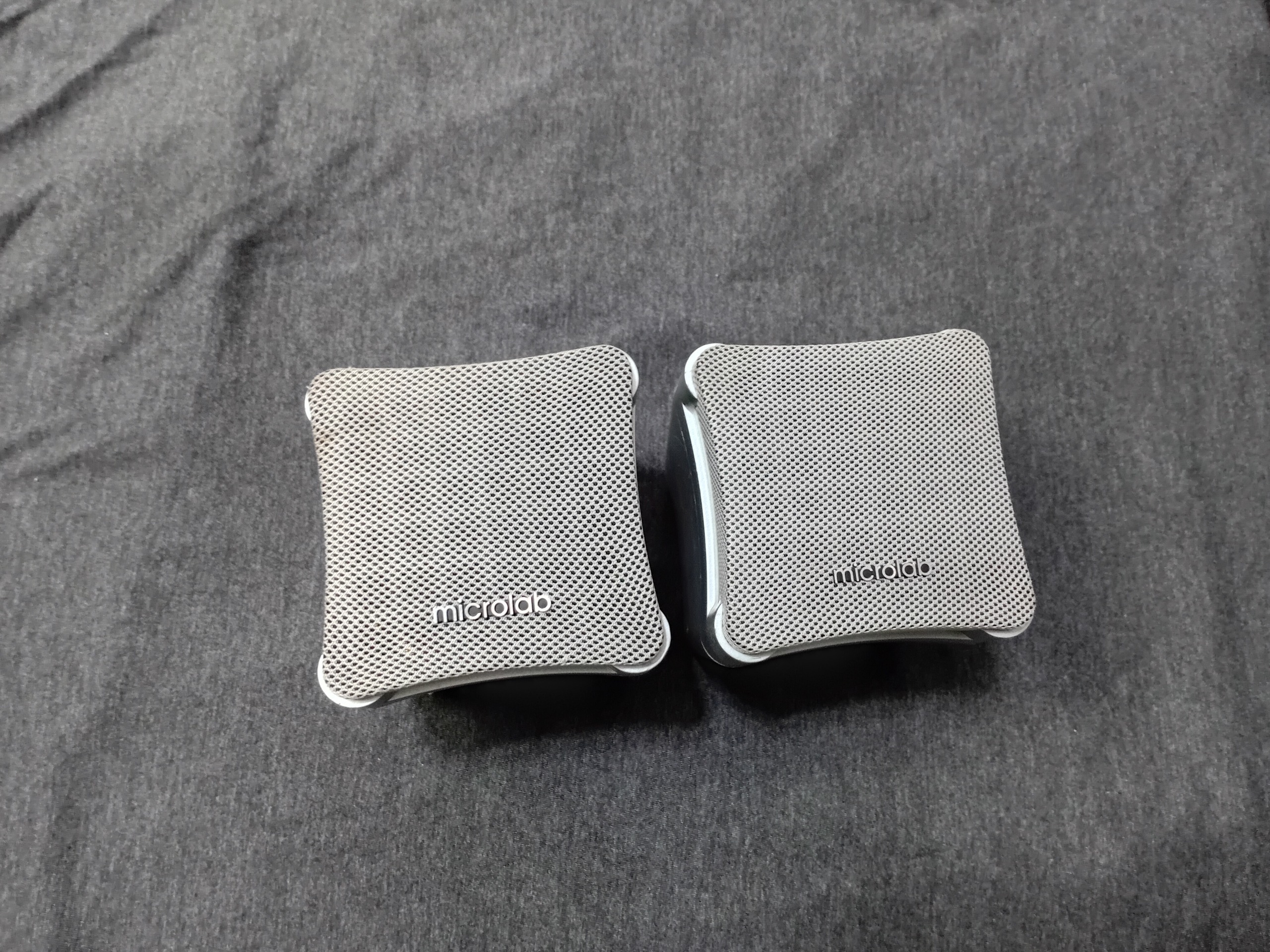 یک جفت بلندگو اورجینال میکرو لب اصلی قدرتمند