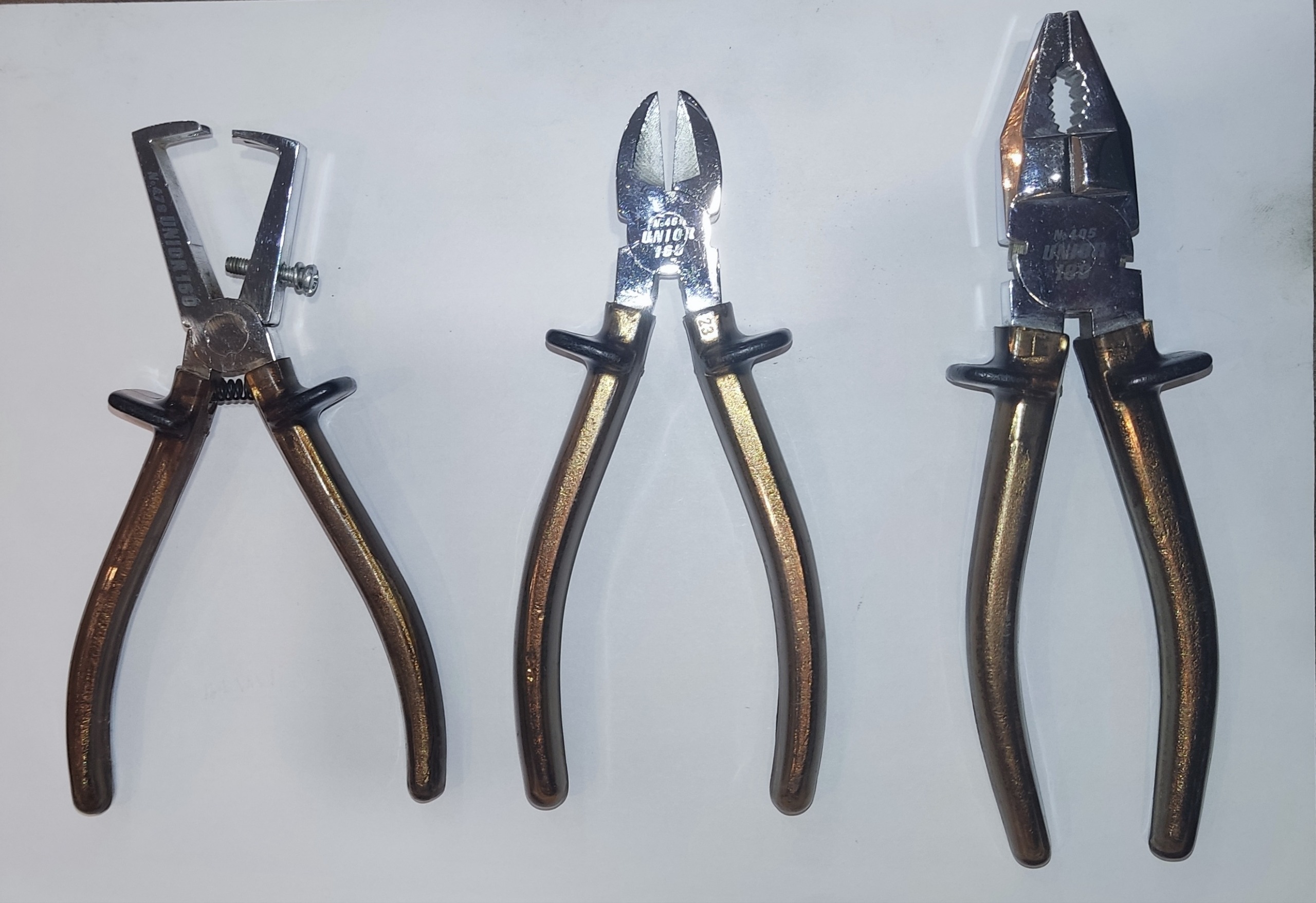 انبردست سیم چین