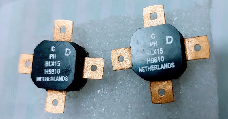 ترانزیستور ار اف blx15