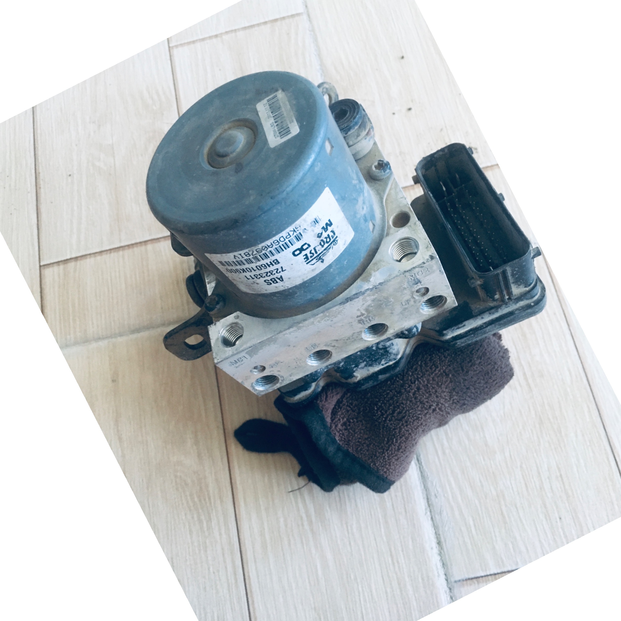 بلوک ABSپیکان وانت بار مارک ماندو کروز اصلی