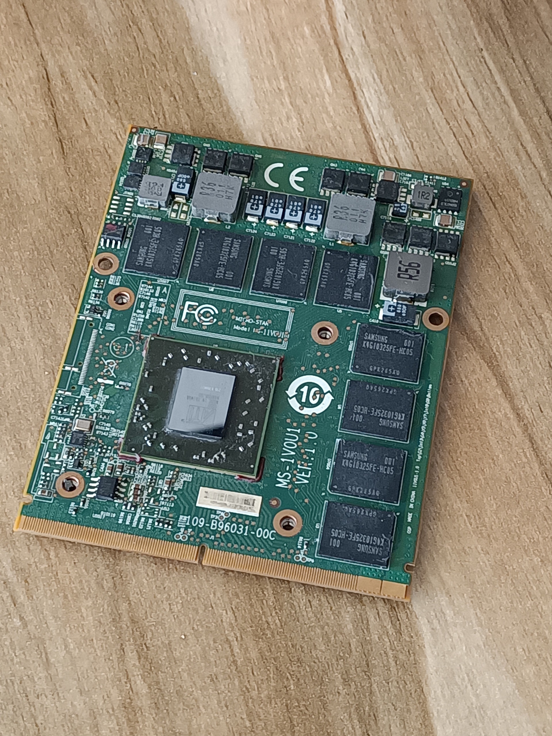 کارت گرافیک لپ تاپ ATI 5850DDR5