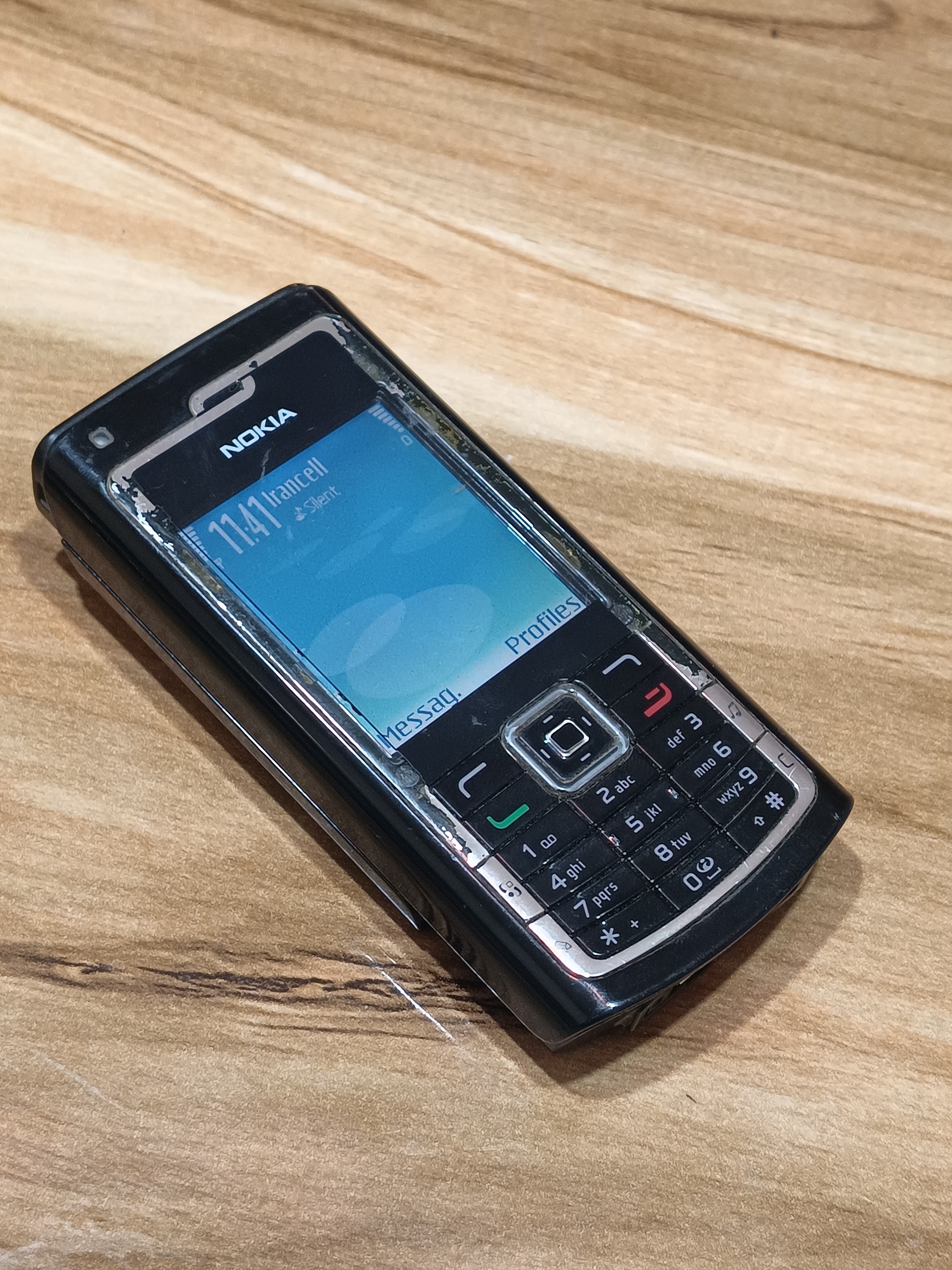 گوشی نوکیا N72