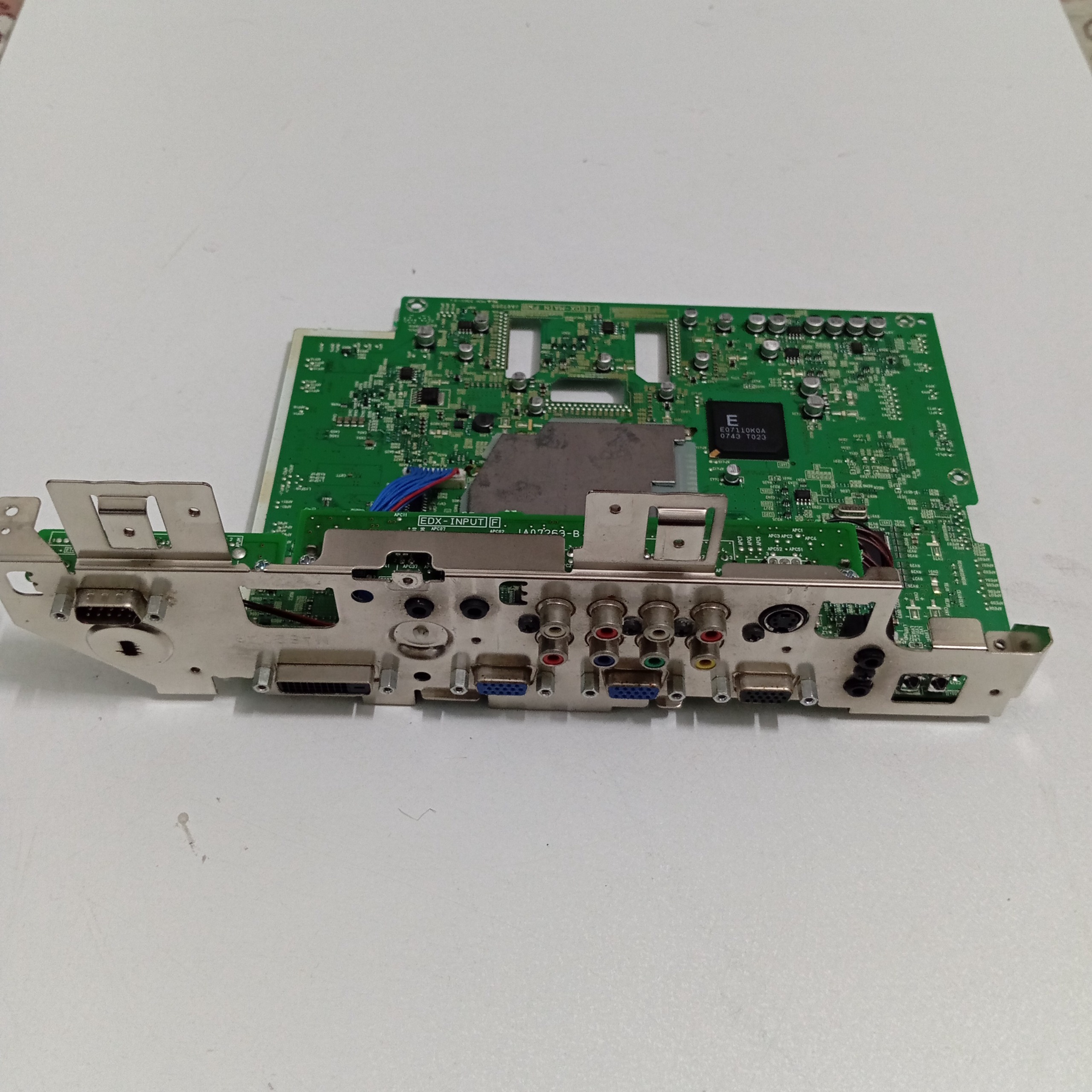برد ویدئو پروژکتور هیتاچی cp-x605