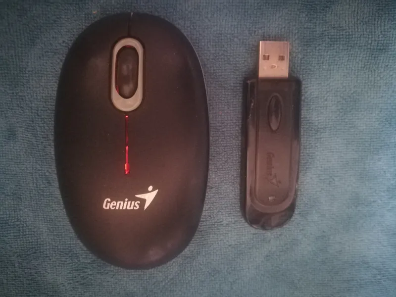 موس بیسیم جنیوس