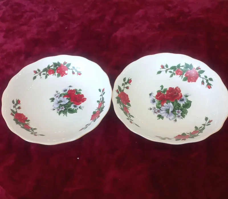 یک جفت پیاله