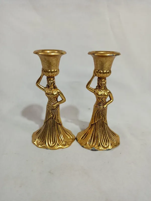 یک جفت شمعدان خارجی