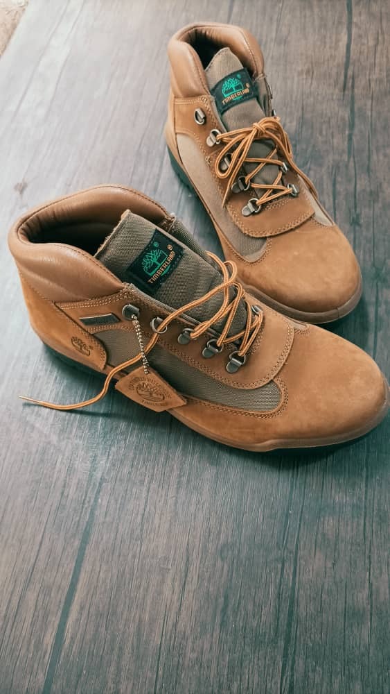 یک عدد کفش تیم برلند خارجی