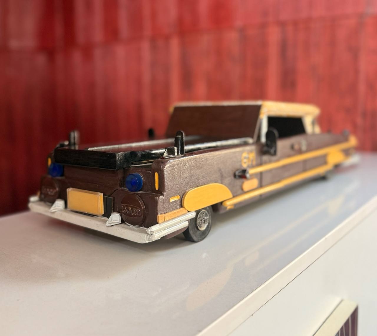 ماکت چوبی ماشین امریکایی