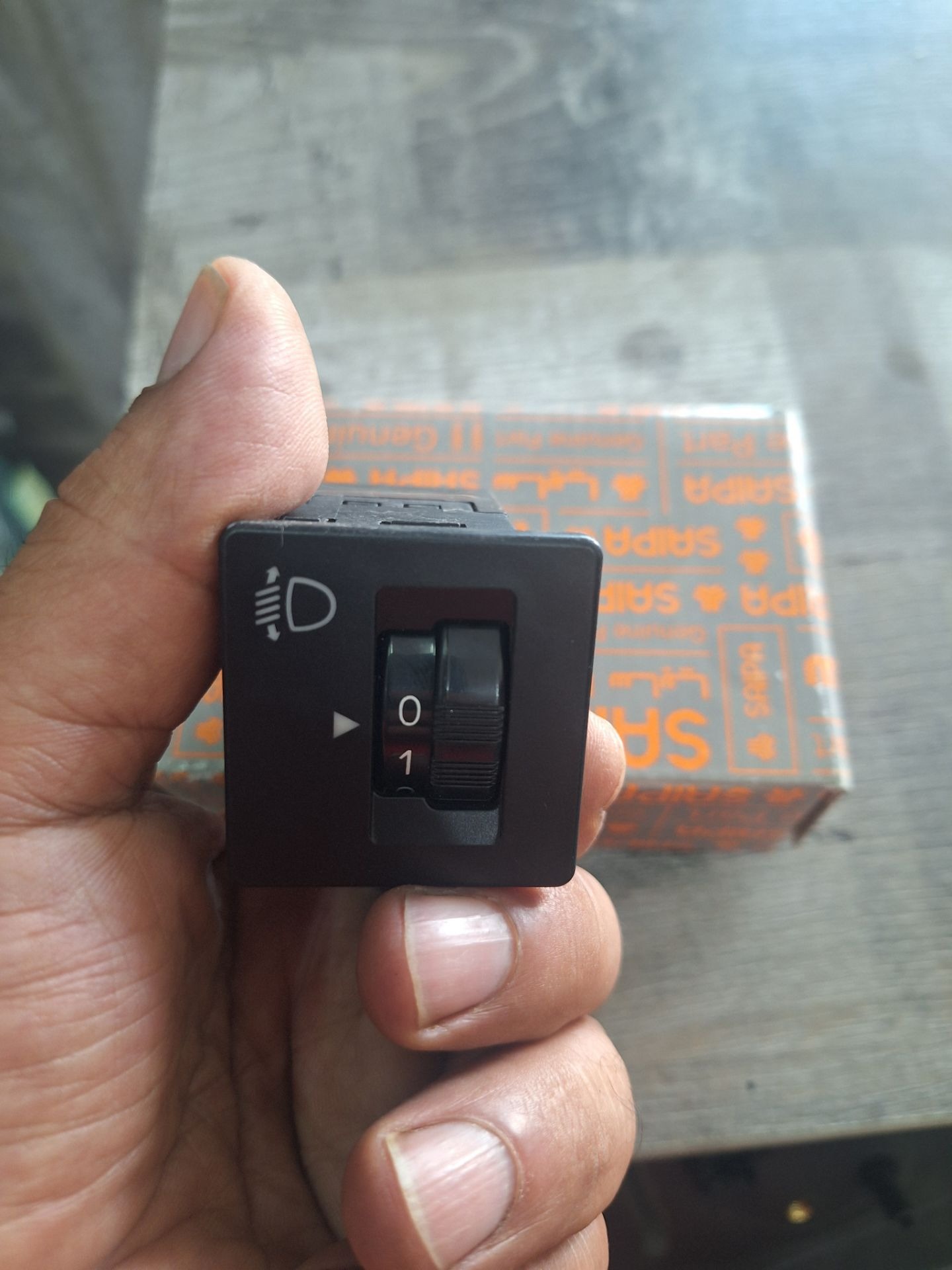 کلید تنظیم ارتفاع اصلی چراغ جلو اطلس کوییک ساینا