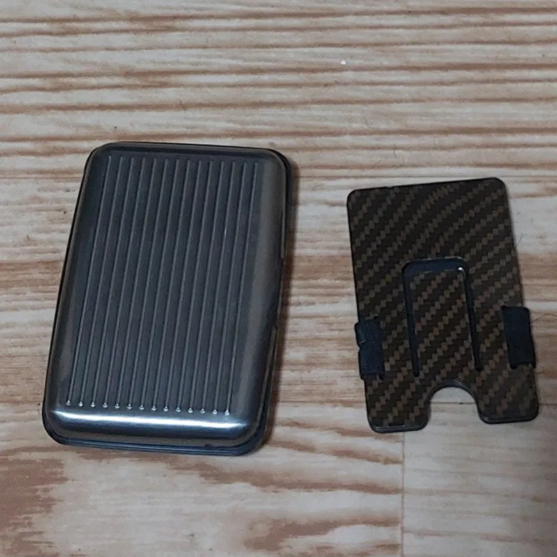 جاکارتی و گیره پول money clips