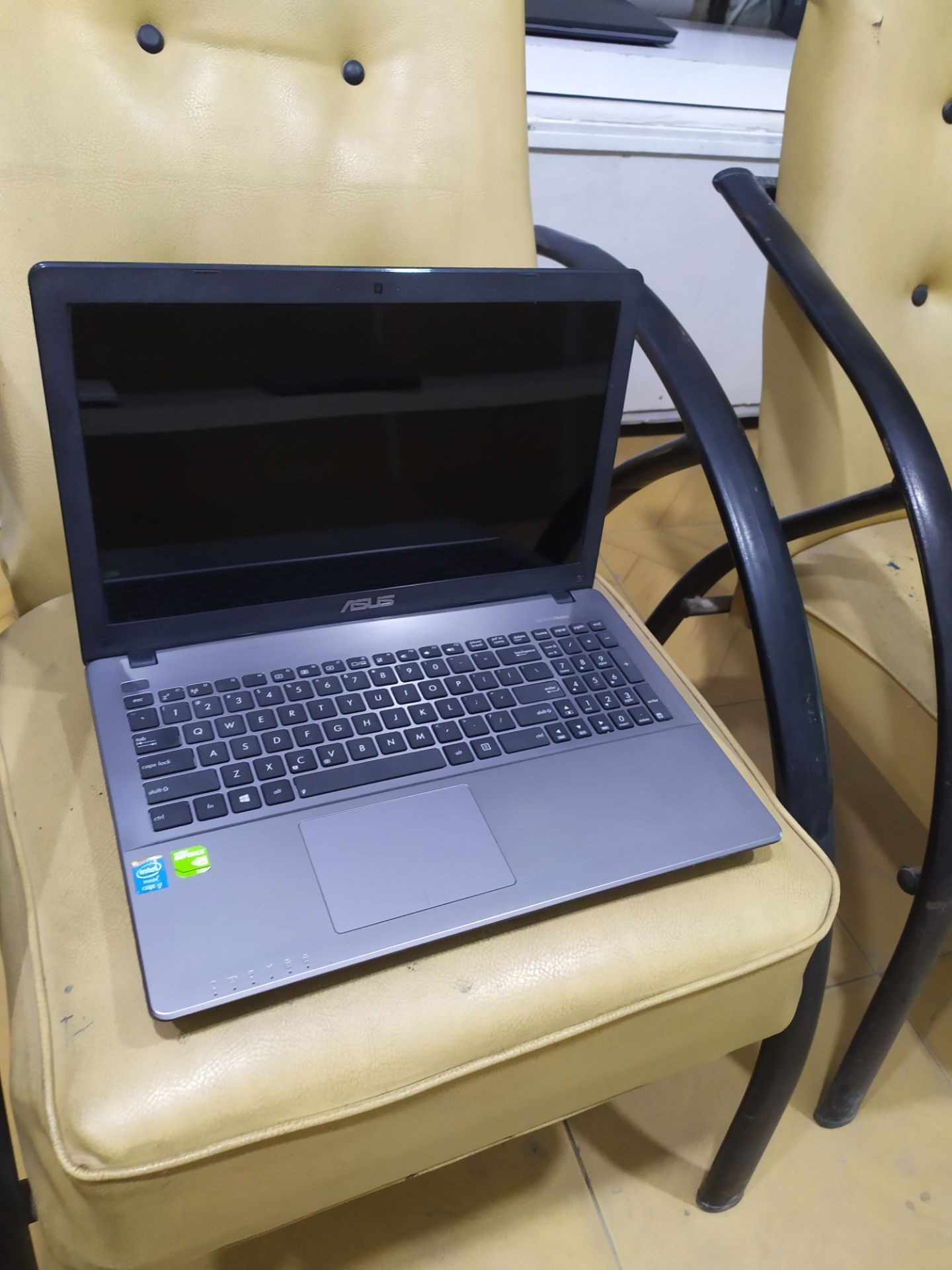 لپ تاپ ایسوس core i3 نسل 4