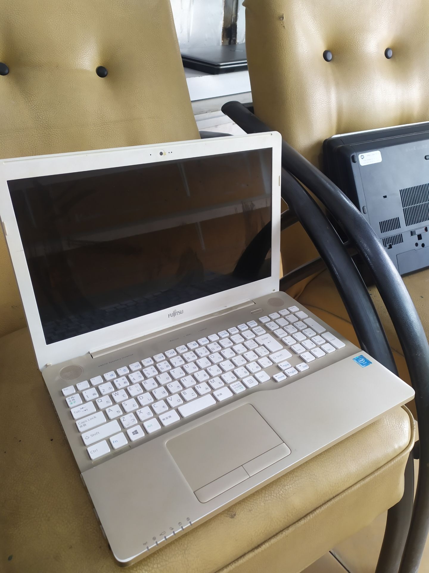 لپ تاپ فوجیستو ژاپن SELERON نسل 8