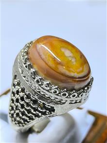 انگشتربسیارزیباوقیمتی