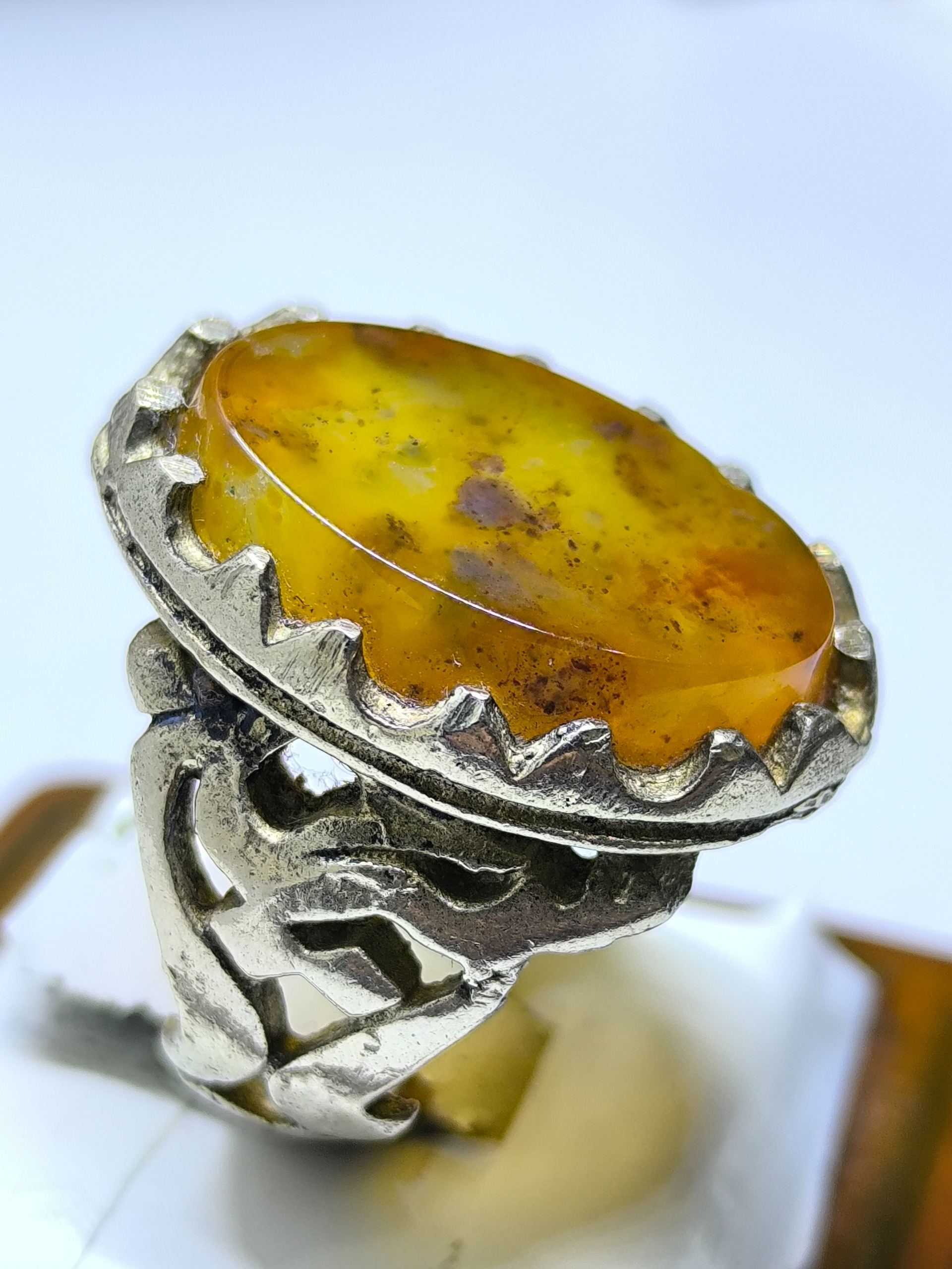 انگشتر فوقالعاده زیبا عقیق سرخ یمنی