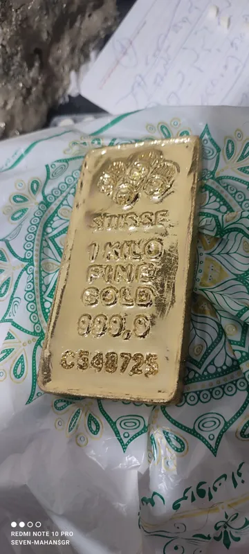 طرح شمش طلای دست ساز ویترینی