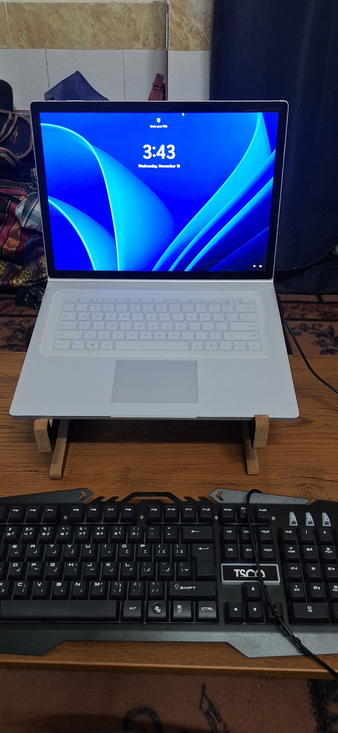 سورفیس بوک 2