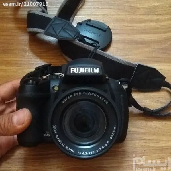 دوربین عکاسی و فیلم برداری فوجی فیلم