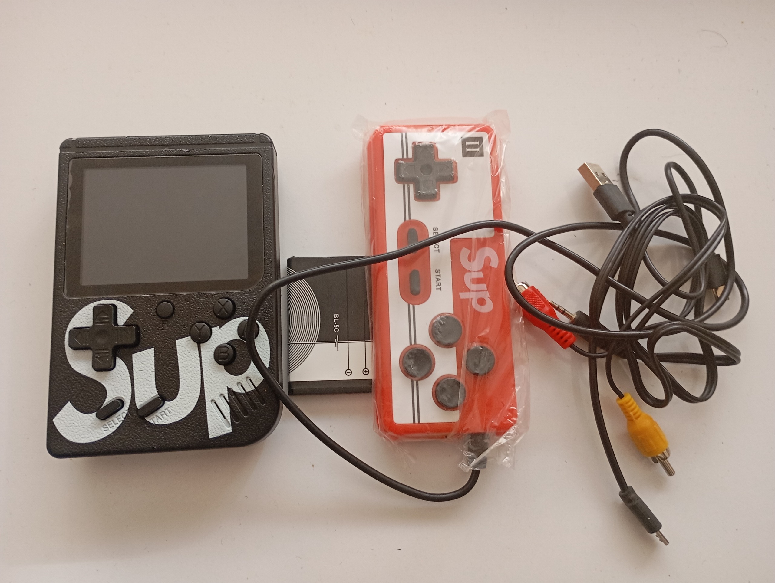 کنسول بازی قابل حمل