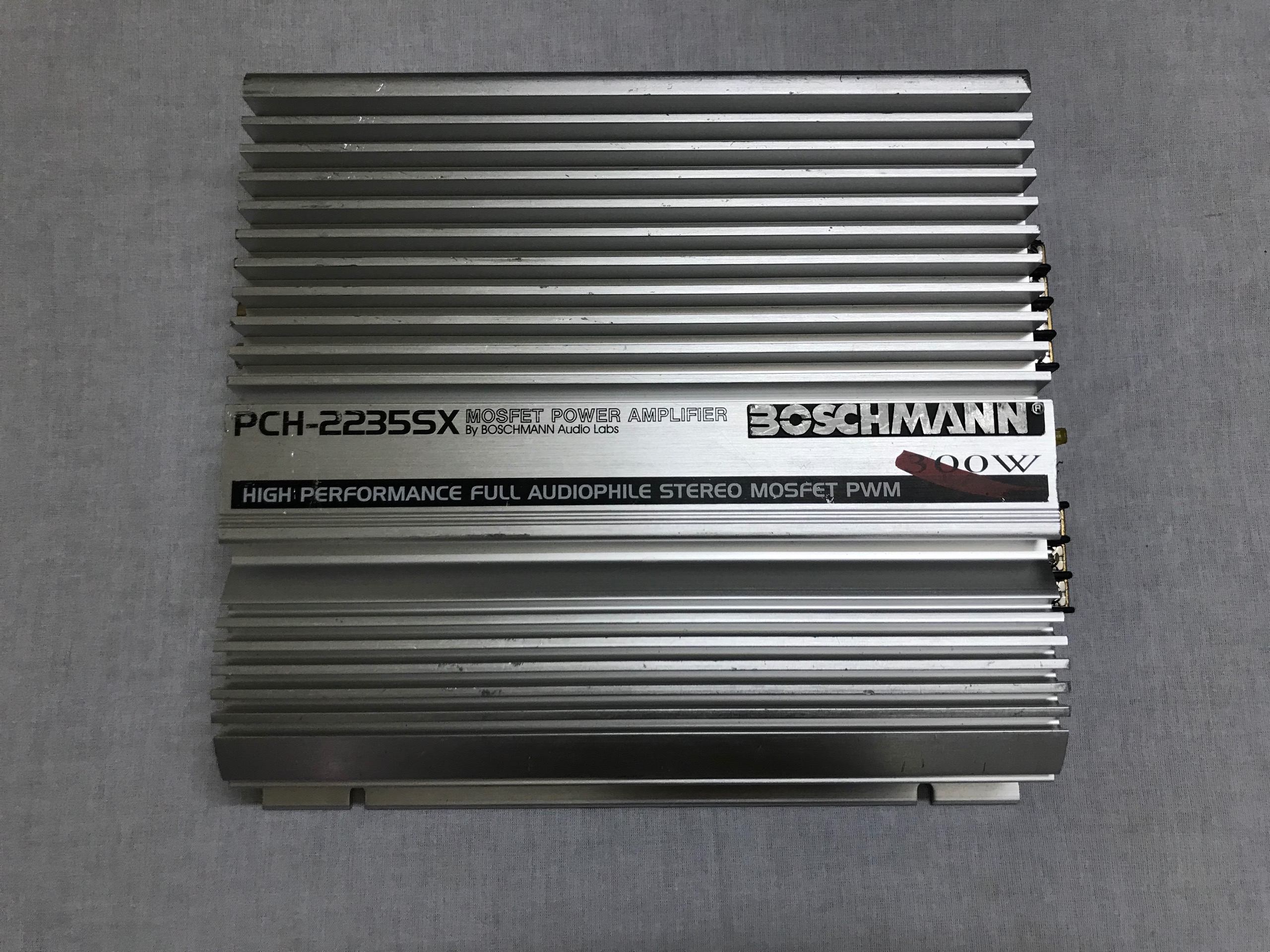 آمپلی فایر قدرتمند و با کیفیت بوشمن مدل PCH-2235SX
